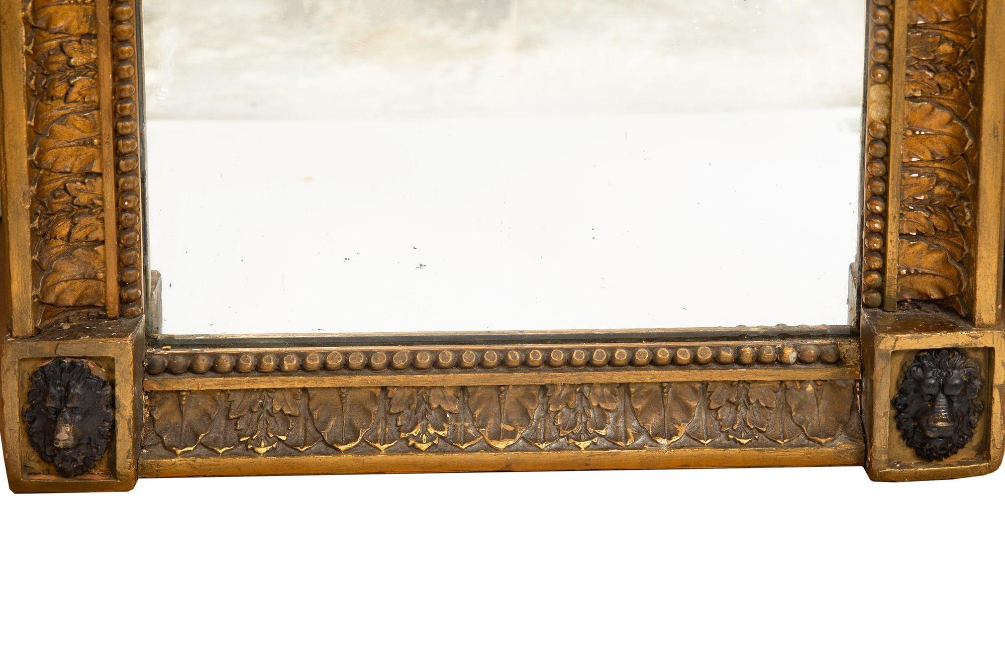 Coppia di specchi da molo a pannello dipinti in stile classico della Reggenza inglese, 1810 ca. in vendita 5