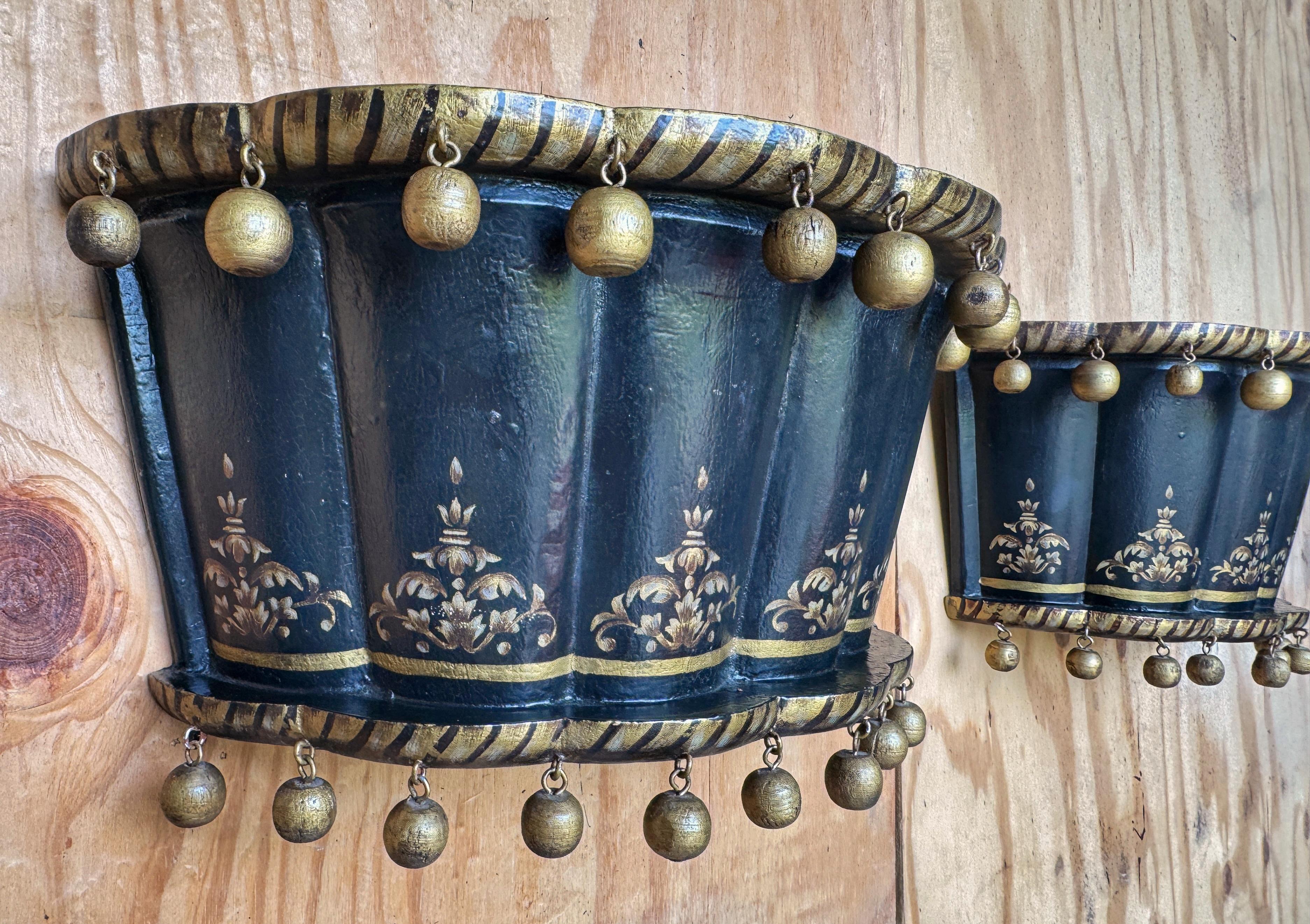Pair of English Regency Chinoiserie Exotic Wall Brackets with Gilt Orb Tassels For Sale 5