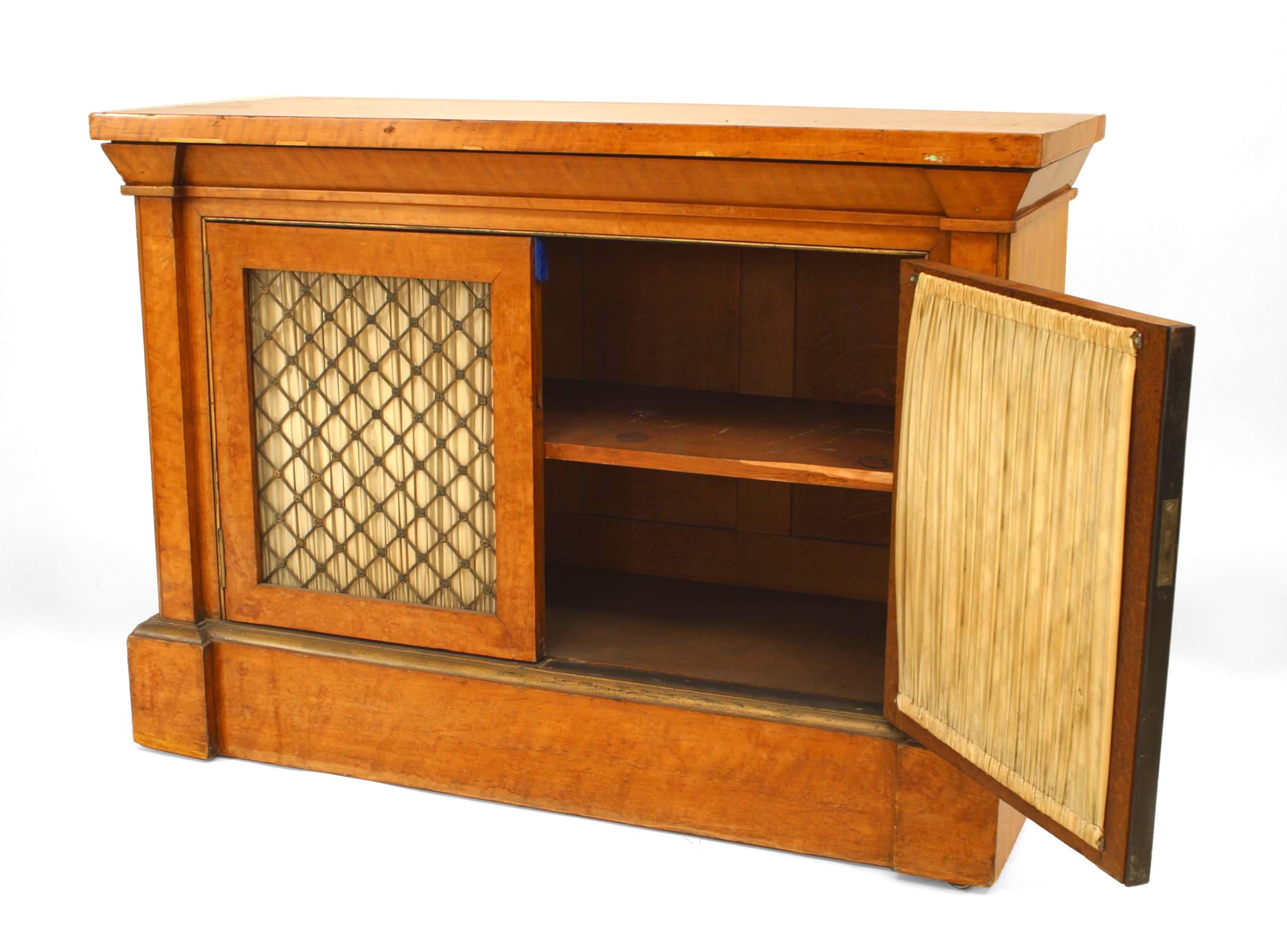 Pair of English Regency Satinwood Side Cabinets In Good Condition For Sale In New York, NY