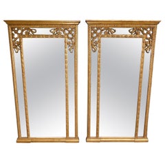 Paire de miroirs muraux de style Régence anglaise en bois doré et gesso, vers 1815