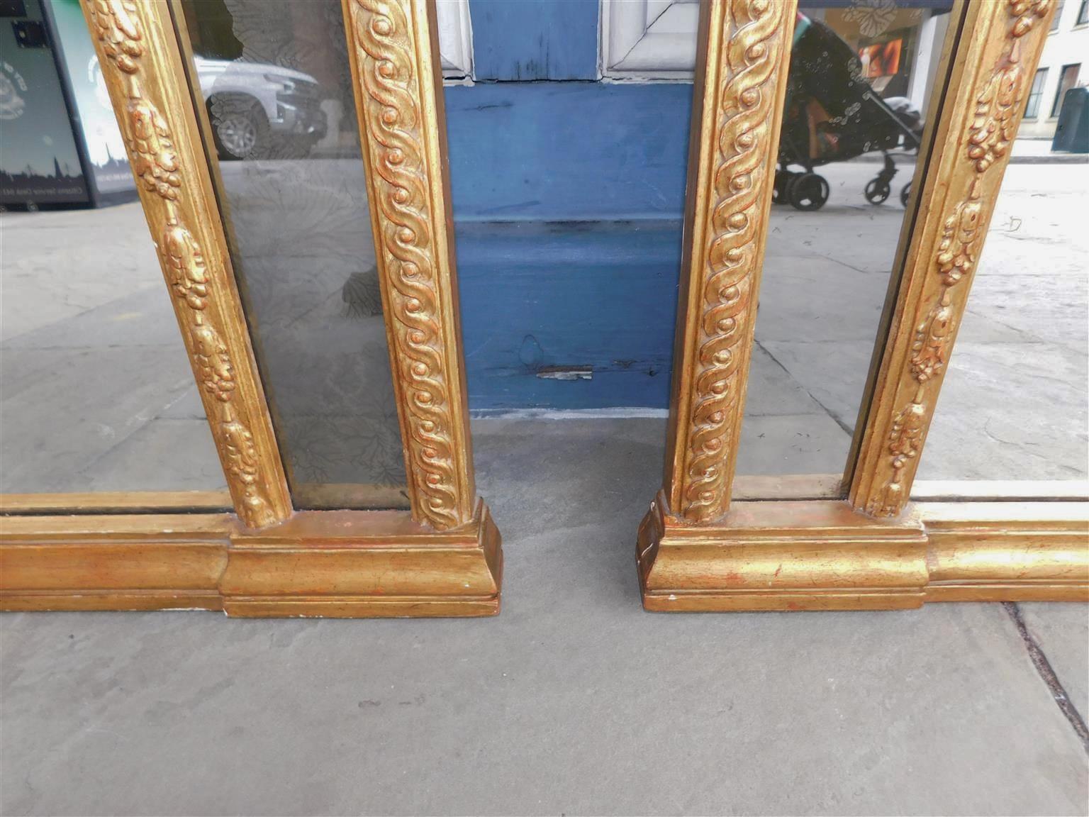 Paire de miroirs muraux de style Régence anglaise en bois doré et gesso, vers 1815 en vente 9
