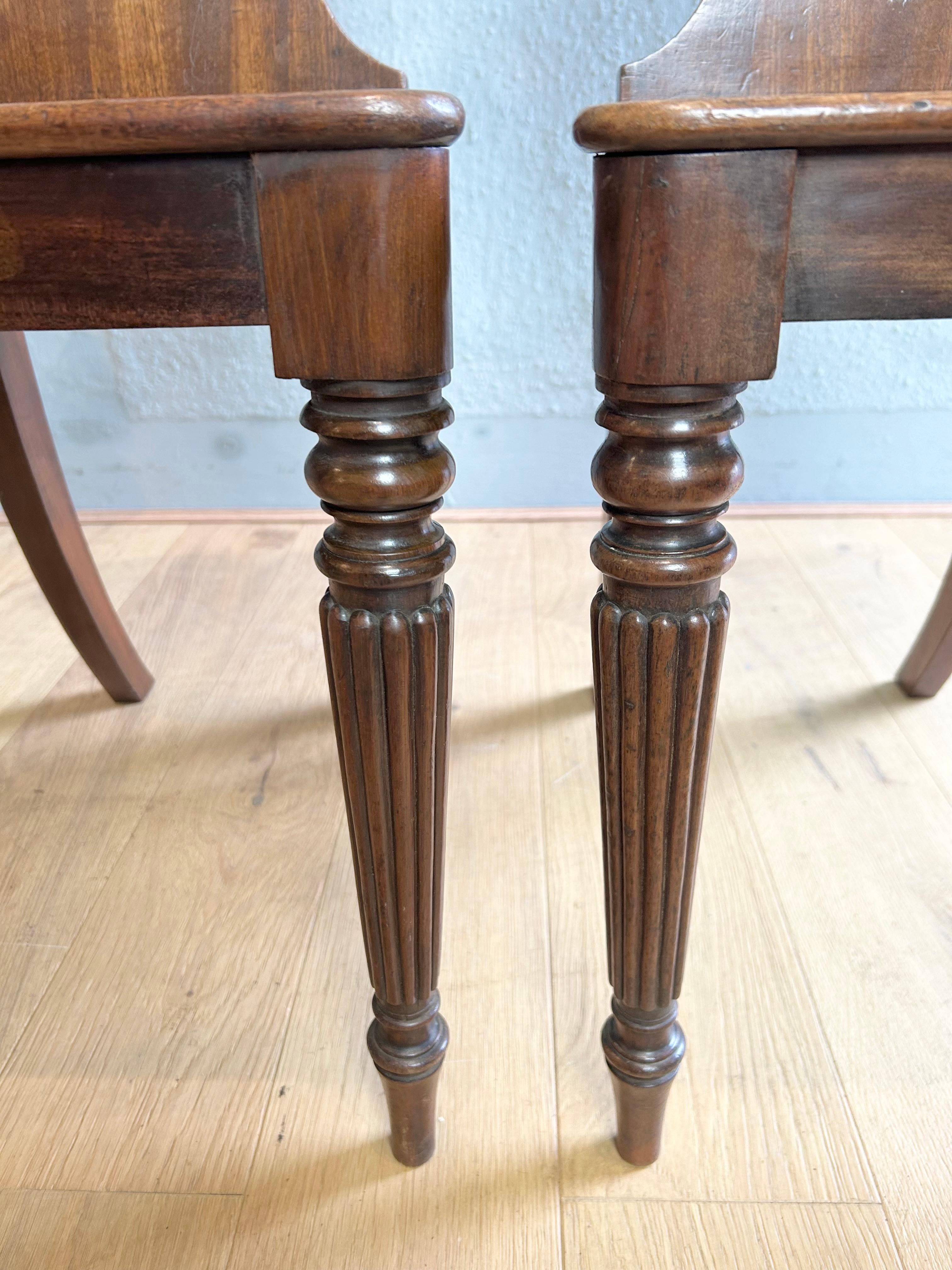 Pair of Gillows Regency hall chairs  For Sale 3