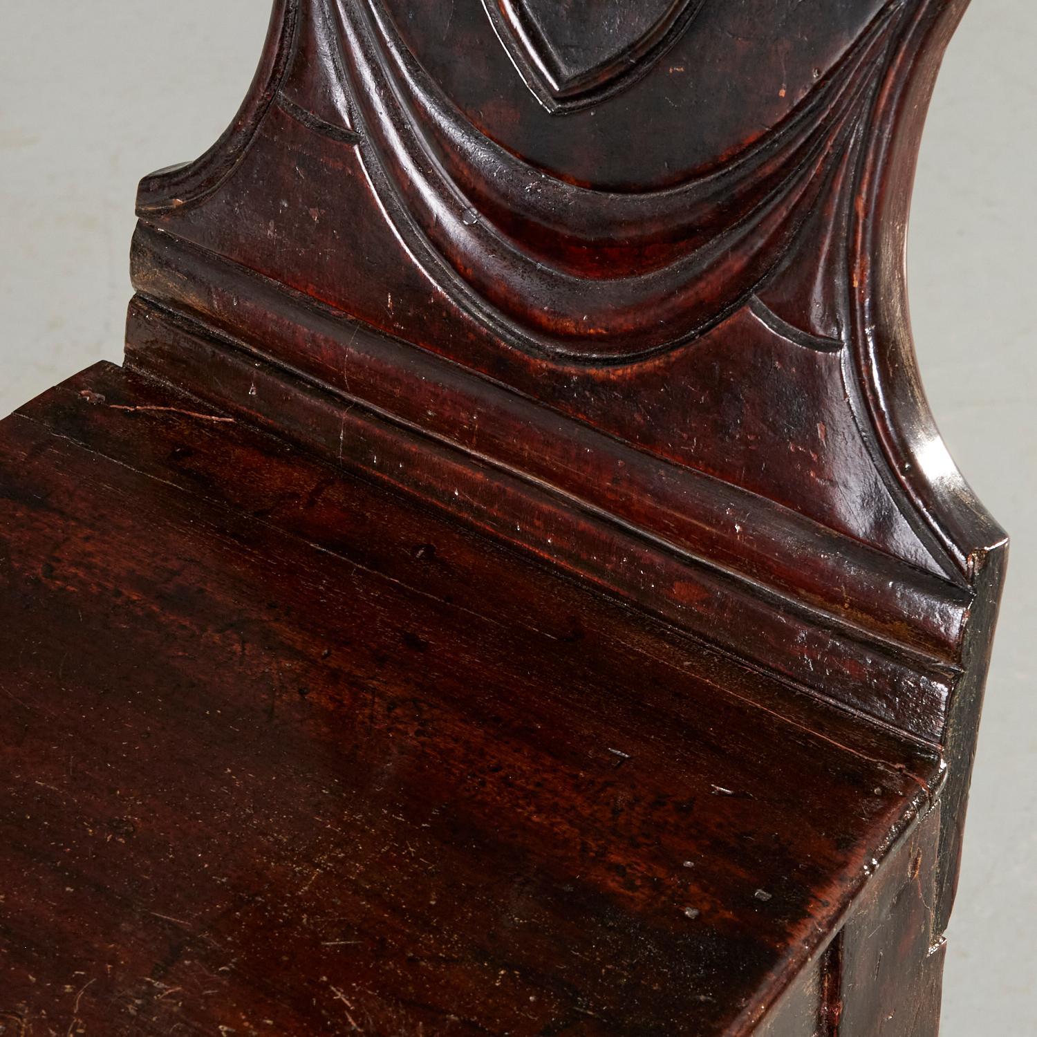 XIXe siècle Paire de chaises de salon anglaises de style Régence en acajou en vente