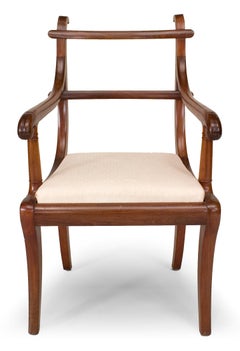 Coppia di poltrone inglesi Regency in mogano con schienale a scaletta