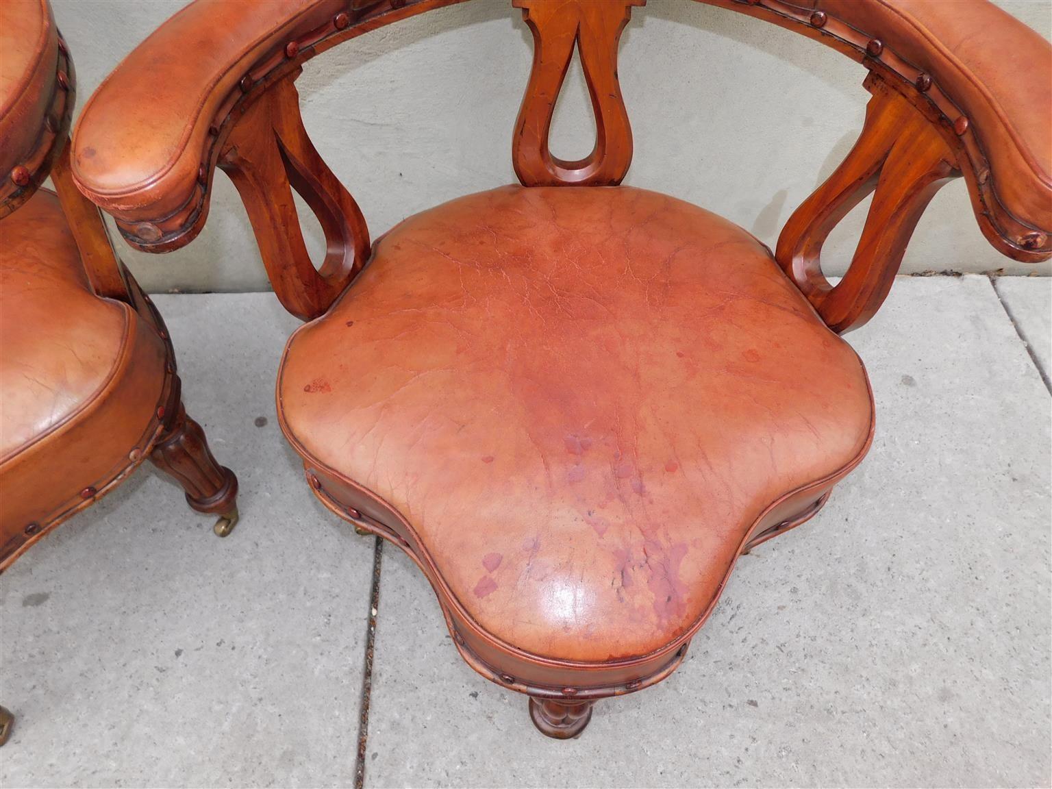 Coppia di poltrone inglesi Regency in mogano con rivestimento in pelle e gambe in giunco A.I.C. 1815 in vendita 7