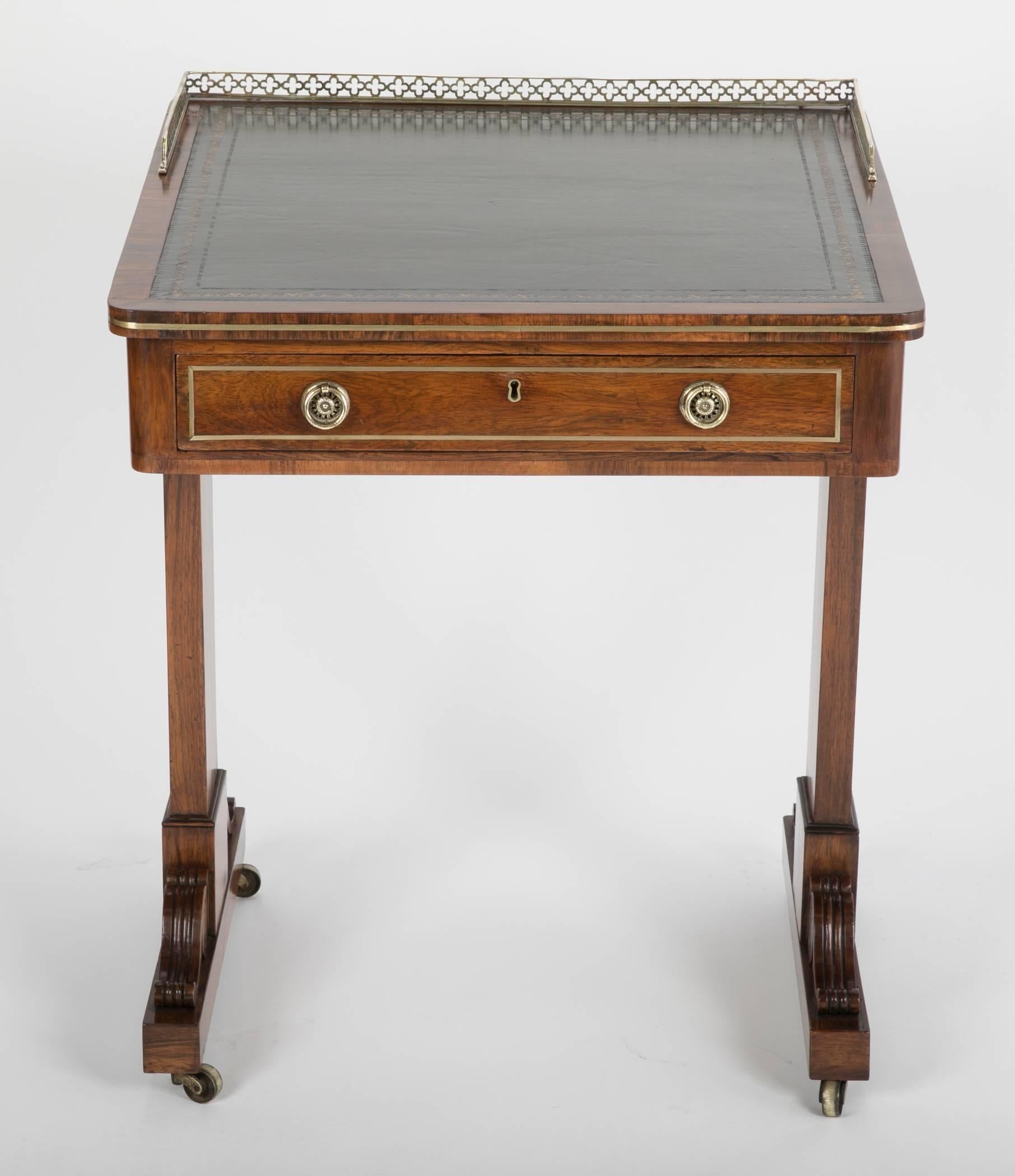 Pair of English Regency Period Rosewood Writing Tables In Good Condition For Sale In Stamford, CT