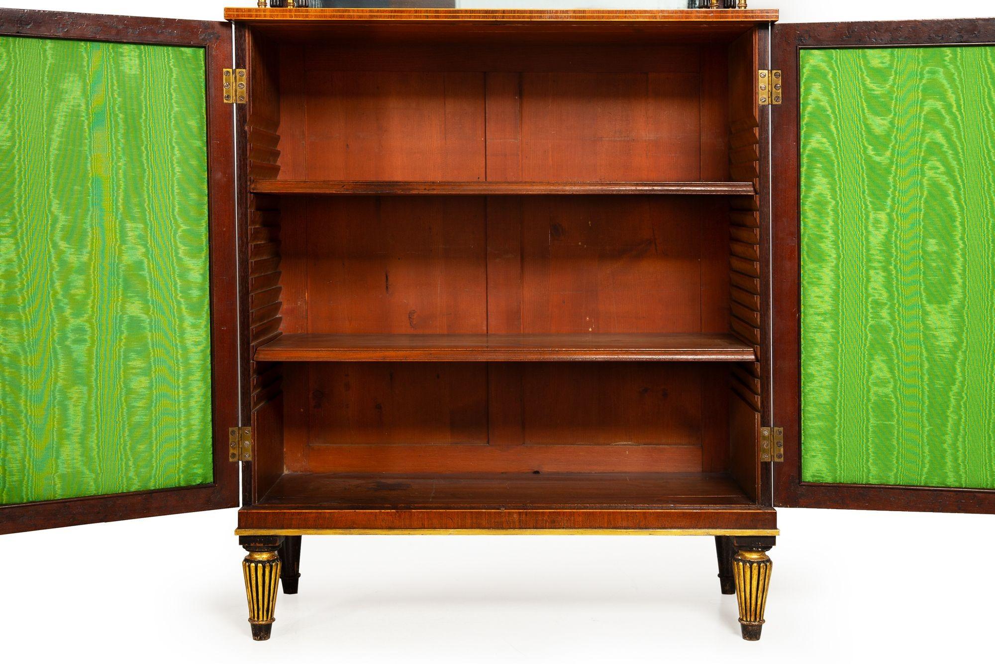 Coppia di armadi chiffoniers in legno di palissandro inglesi del 1810 ca. in vendita 4