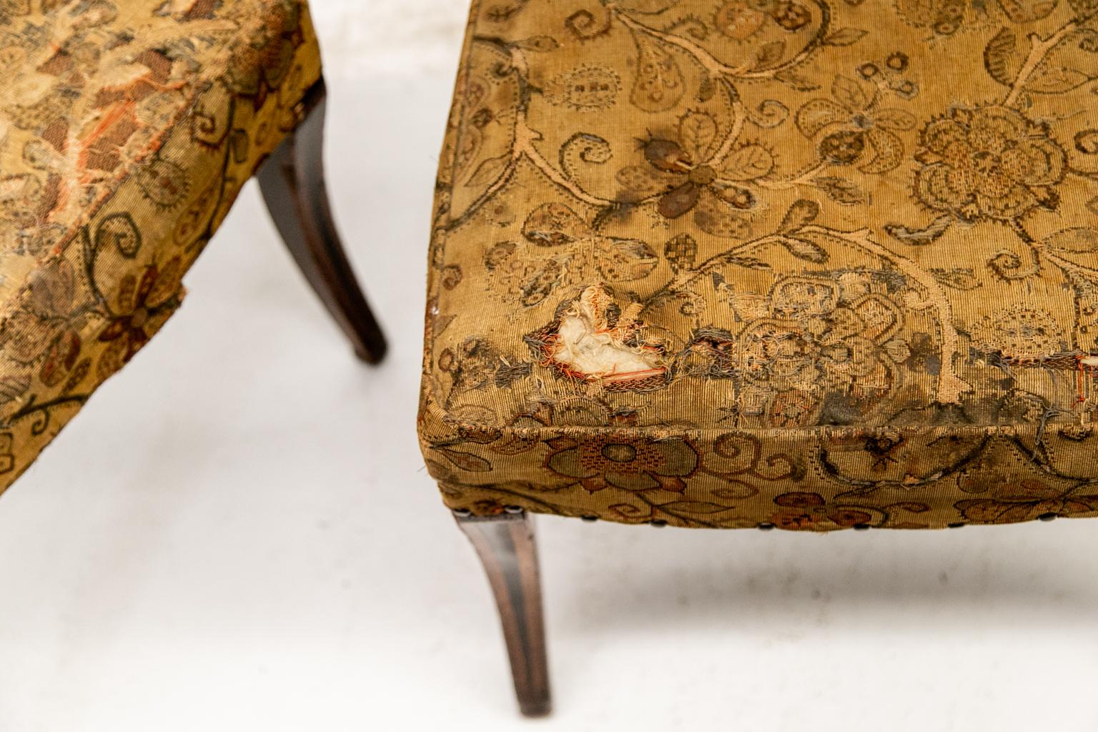 Pair of English Regency Side Chairs In Good Condition In Wilson, NC