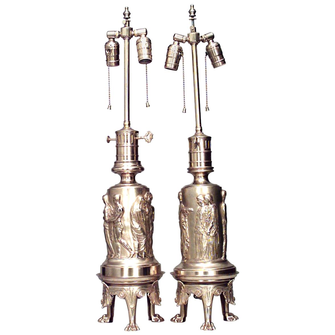 Coppia di lampade da tavolo Dore in bronzo in stile Reggenza inglese
