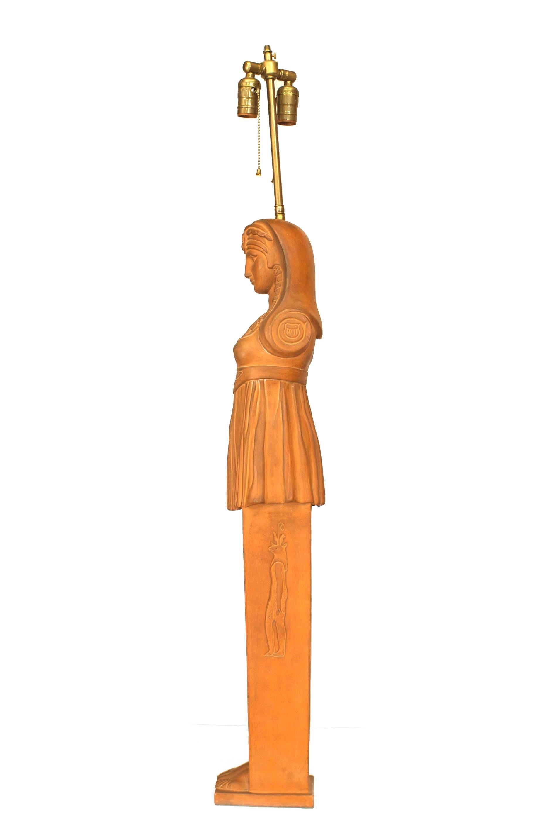 Anglais Paire de lampes de table à pilastres égyptiennes de style Régence anglaise en vente