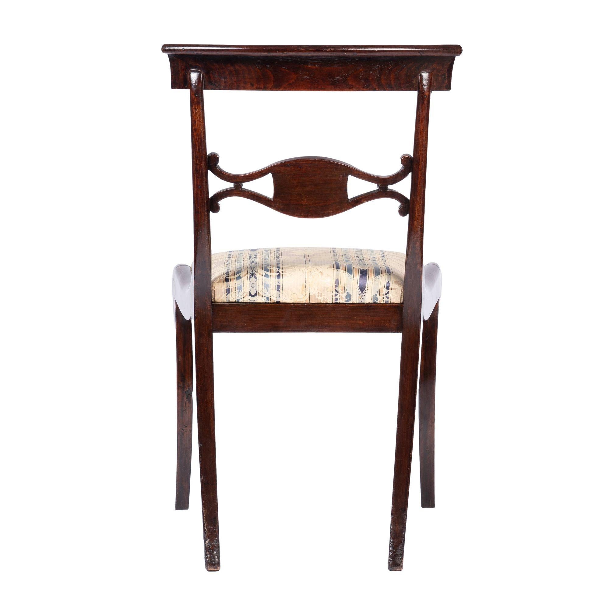 Paire de chaises d'appoint Regency anglaises tapissées avec assise coulissante, 1815 en vente 1