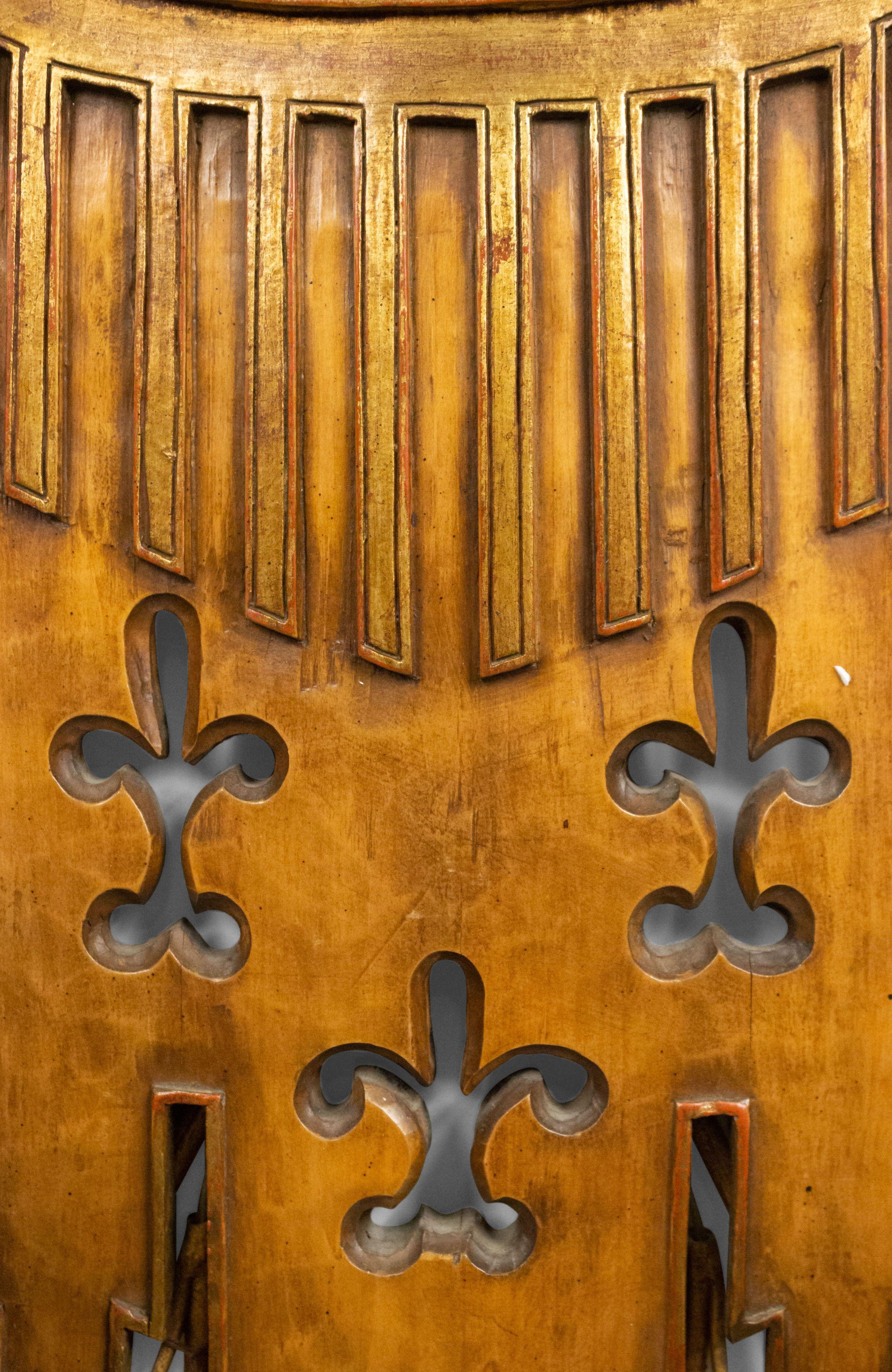 Pair of English Renaissance Style Gilt Metal and Fruitwood Wall Sconces For Sale 1