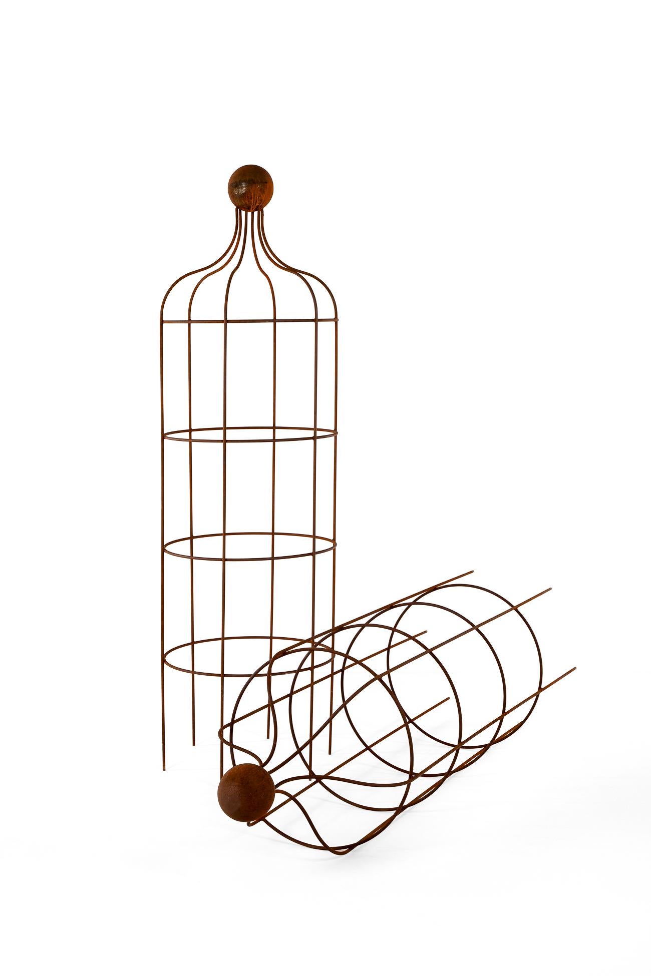 Post-Modern Pair of English Rose Garden Obelisks For Sale