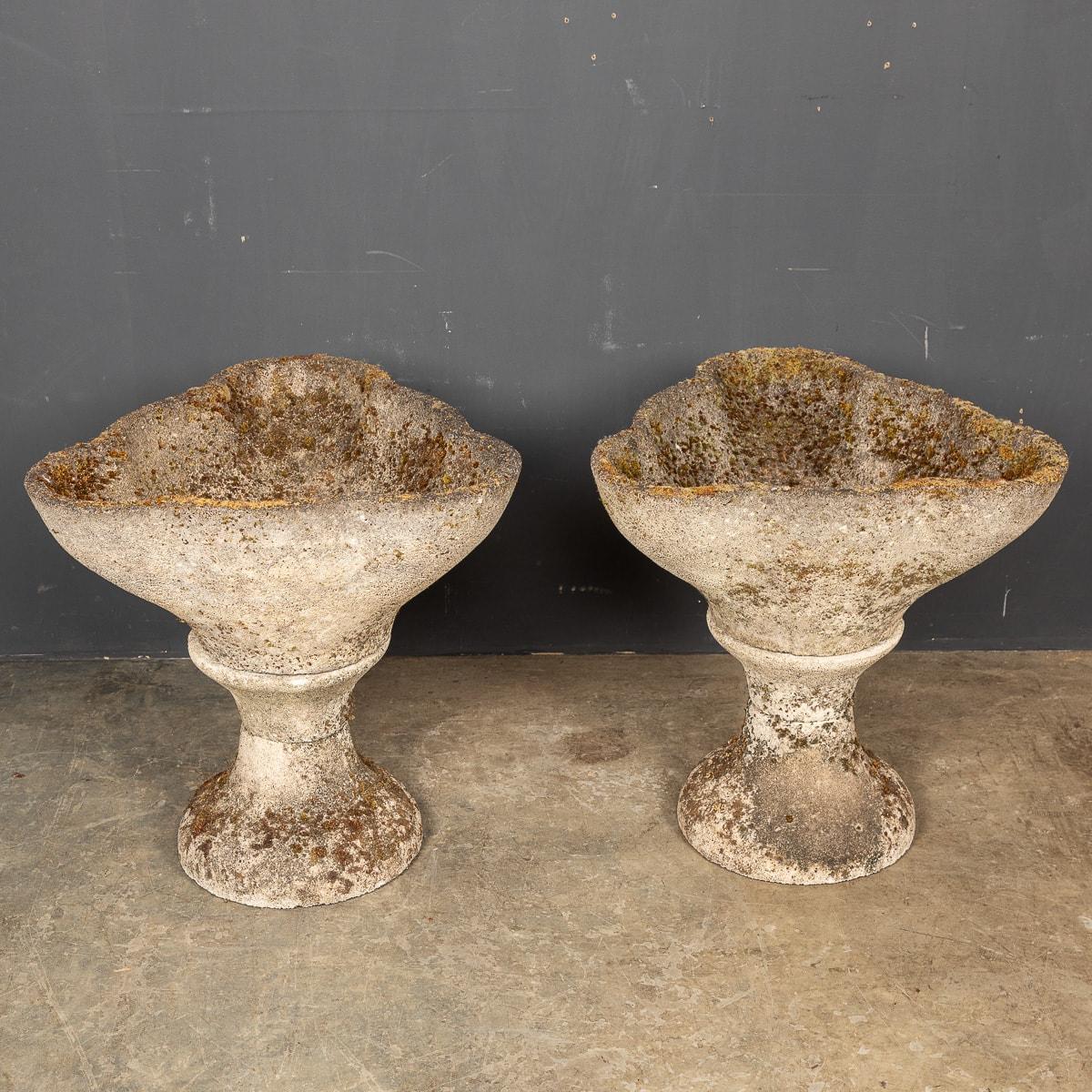 Country Pair of English Scalloped Stone Garden Urns, c. 1960s For Sale