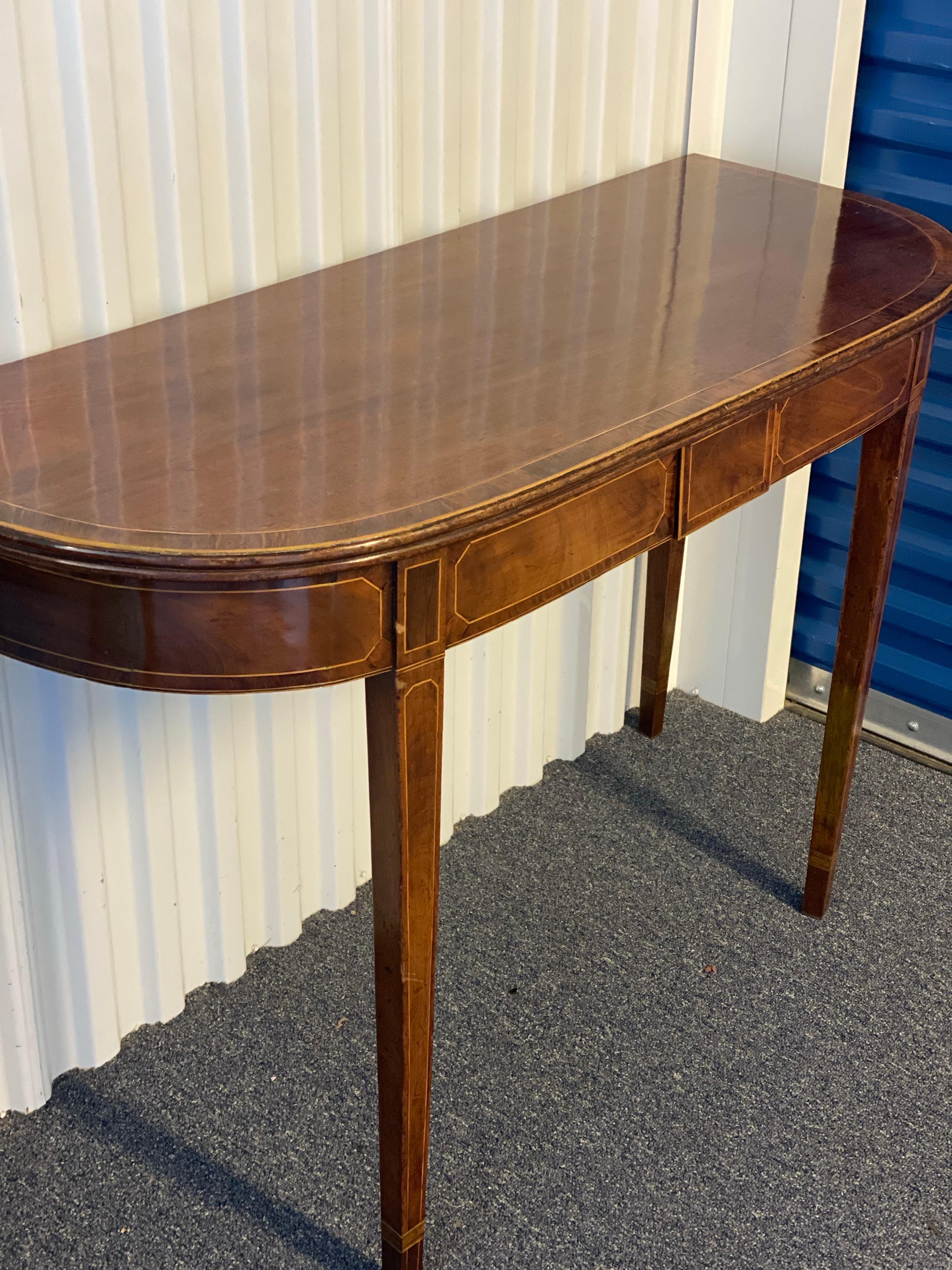 Paire de tables d'appoint anglaises Sheraton en acajou en forme de D, vers 1790 en vente 5
