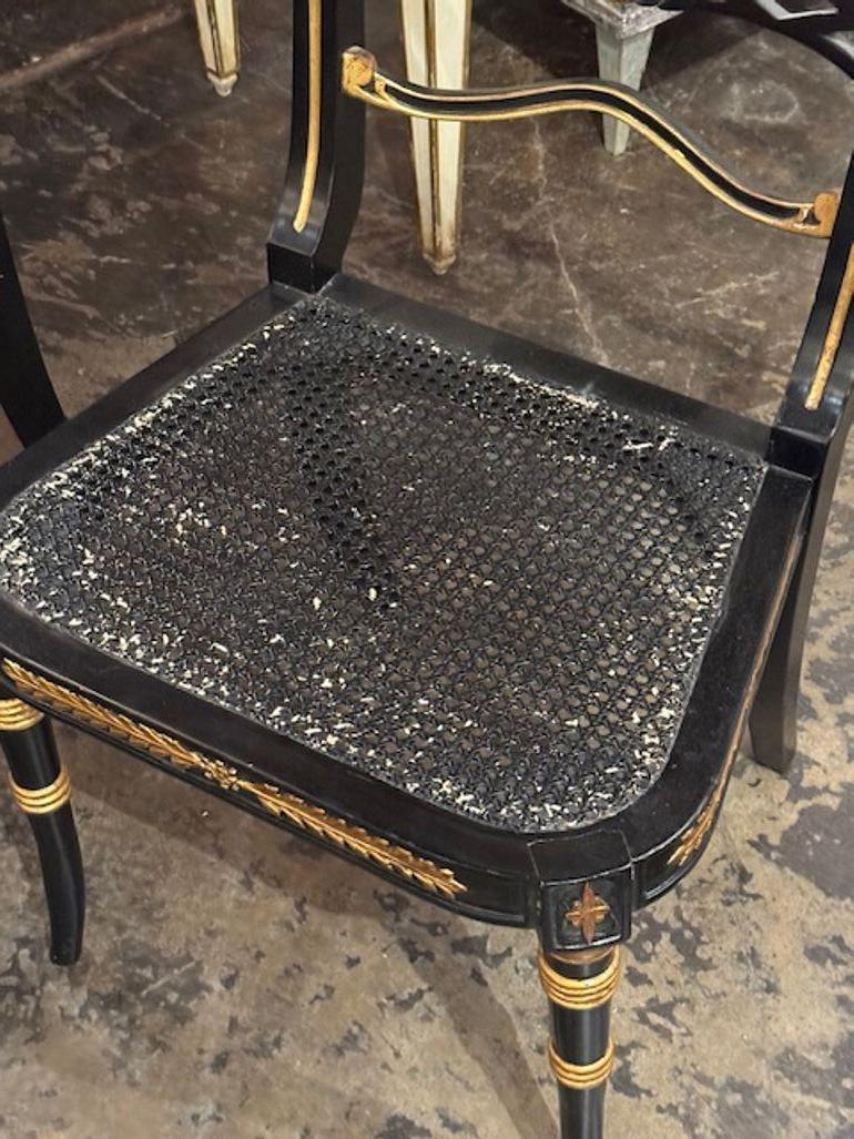 Pair of English Side Chairs (Mitte des 20. Jahrhunderts) im Angebot