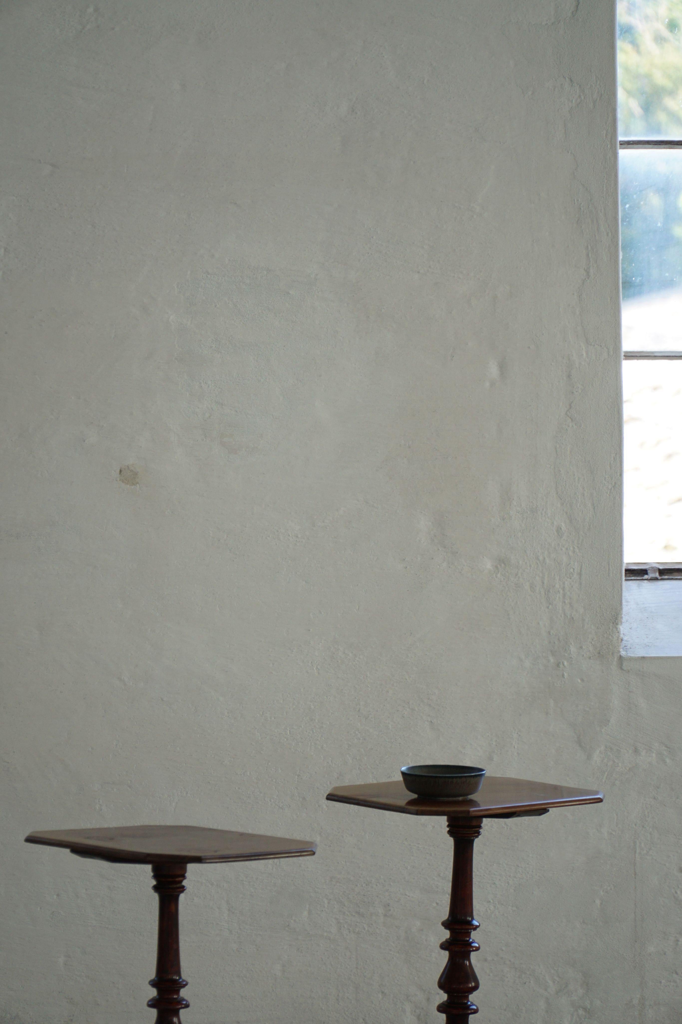Pair of English Side Tables / Pedestals, Nutwood, Mid-Century, 1940s For Sale 6