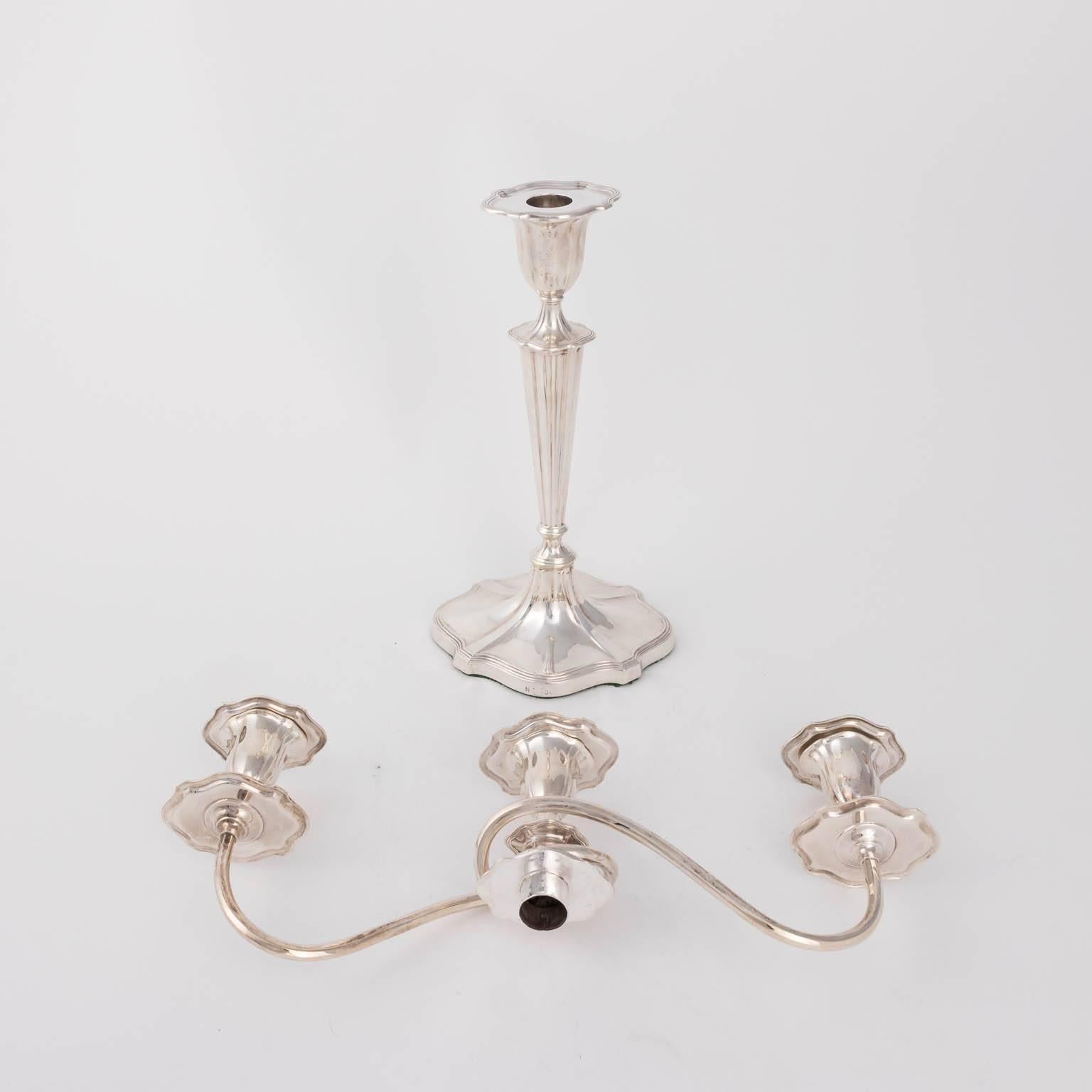20th Century Pair of English Silver Plated Candelabra in the Manner of Matthew B. Sheffield