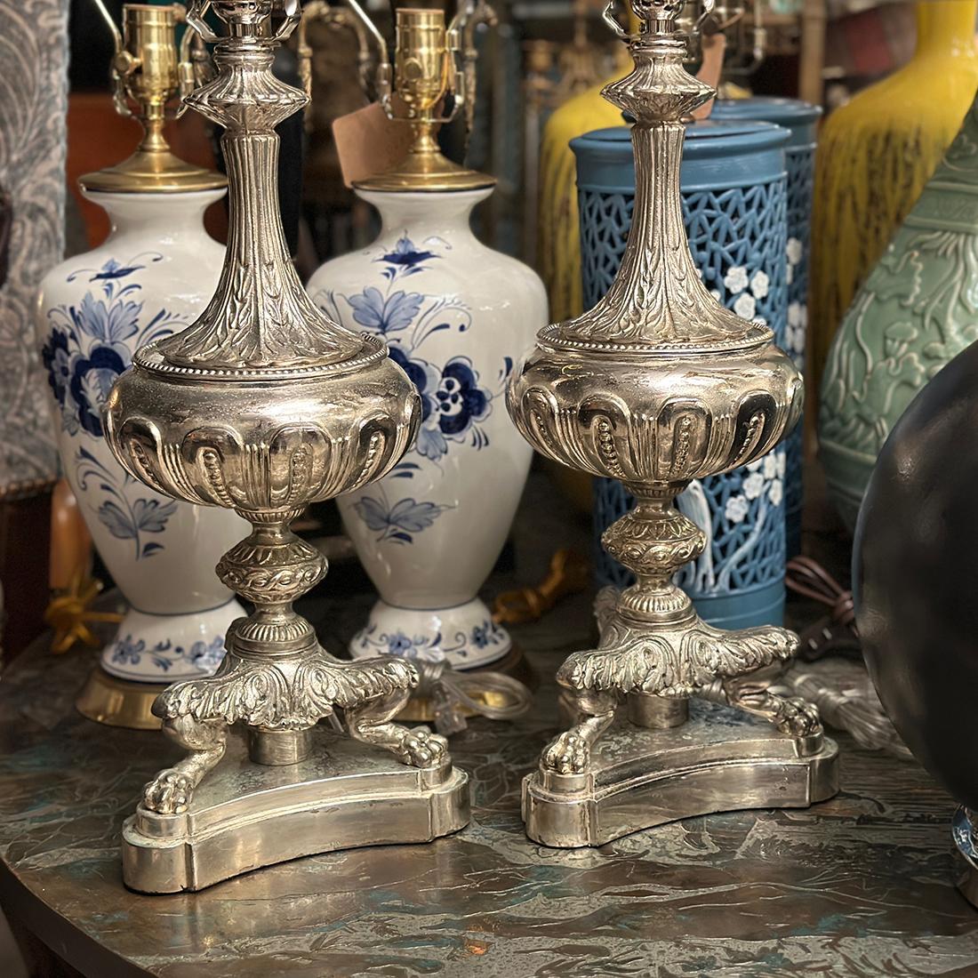 Placcato argento Coppia di lampade inglesi placcate in argento in vendita