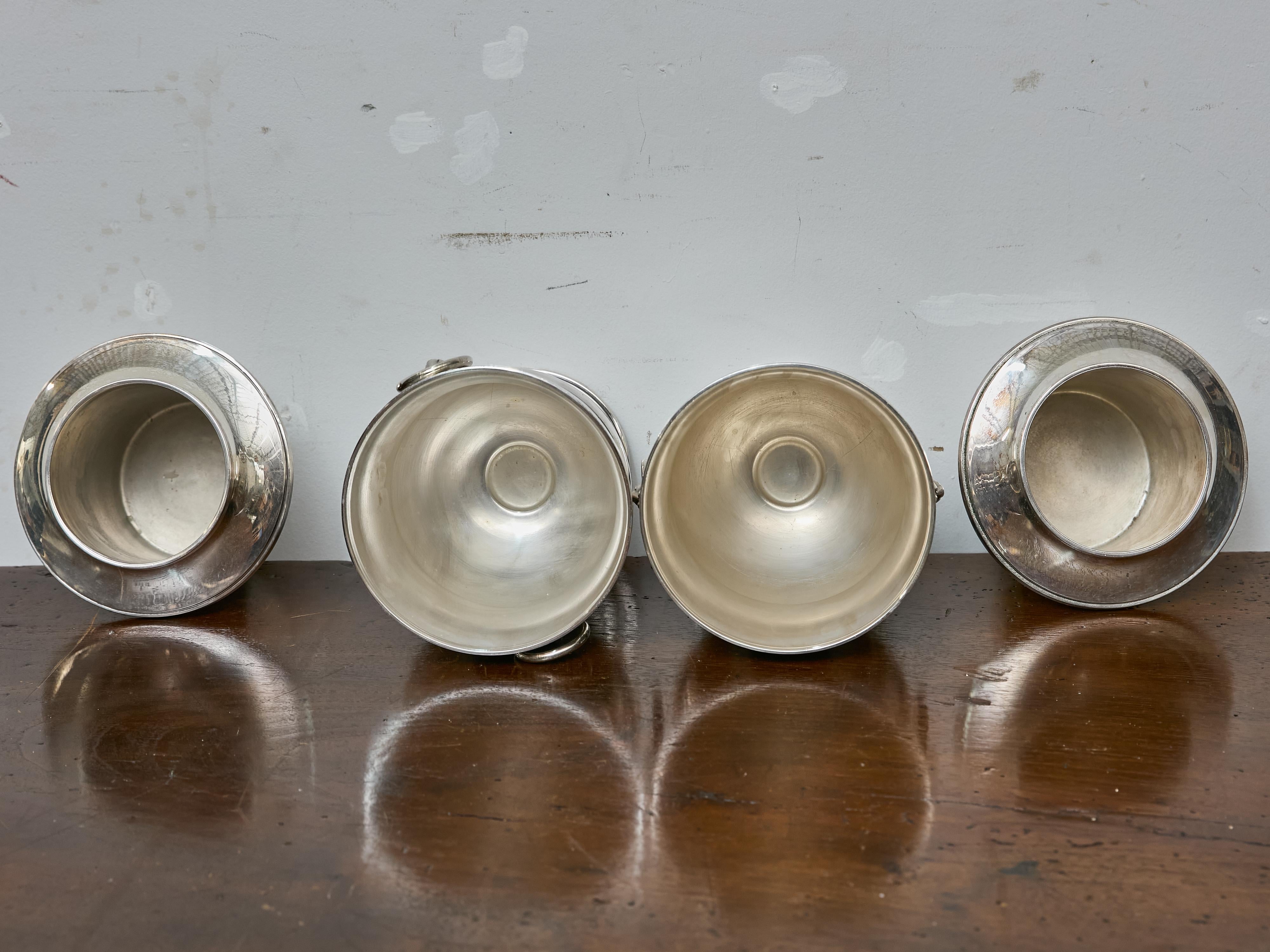 20th Century Pair of English Silverplate Wine Coolers with Lion Mask Handles, circa 1900 For Sale