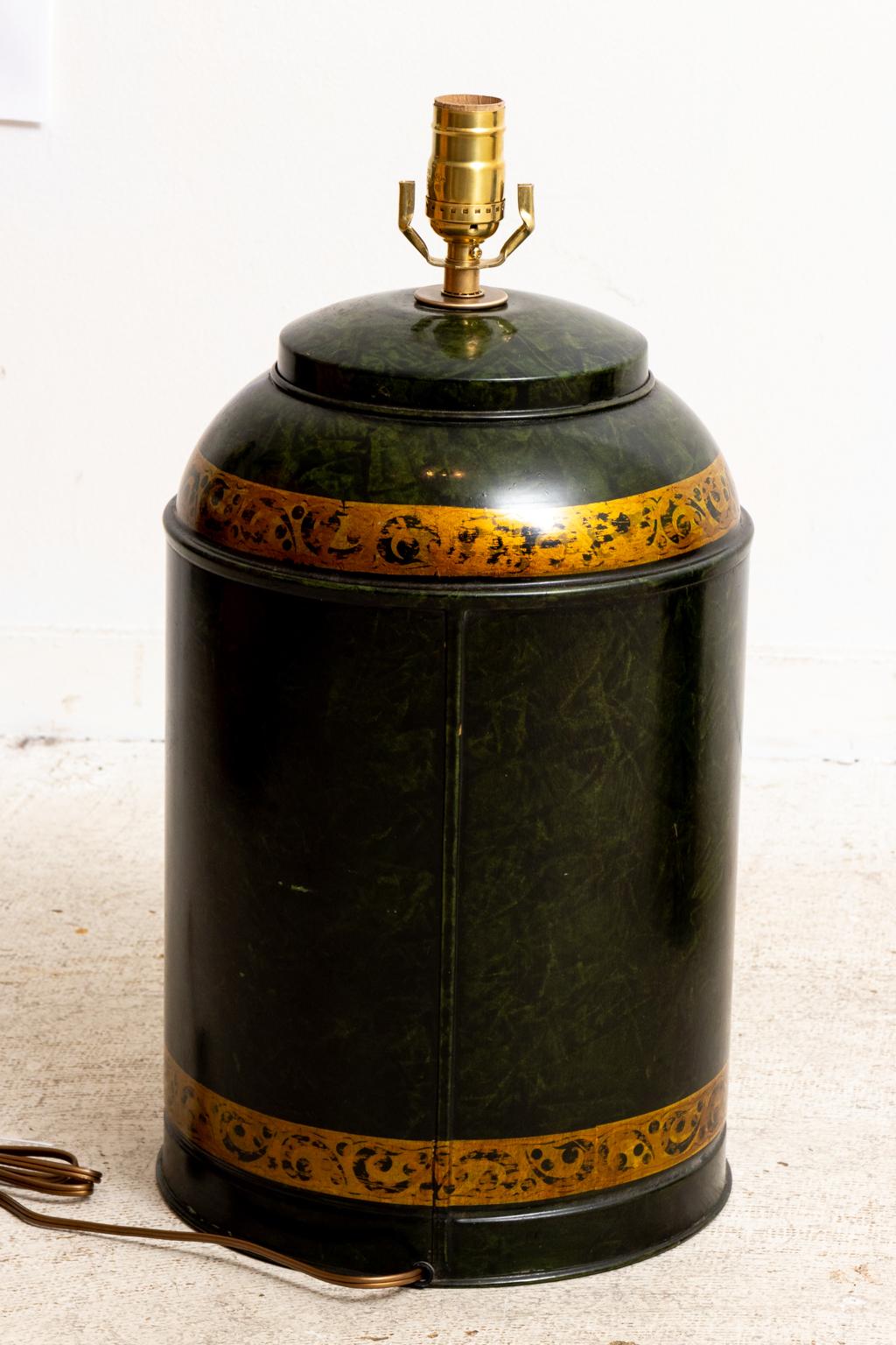 Metal Pair of English Style Green Tea Tin Lamps