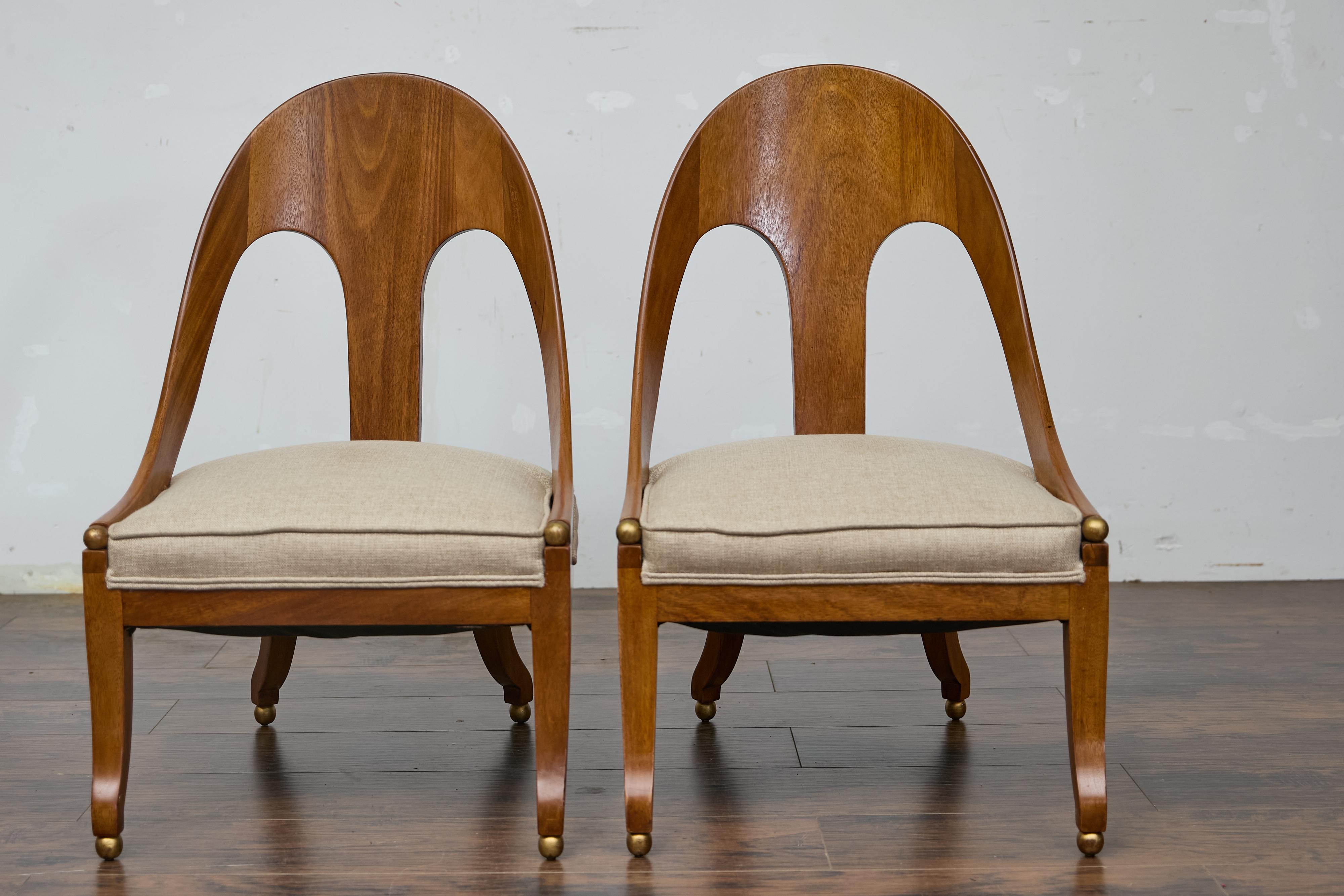 Paire de chaises à cuillère de style Upholstering circa 1920 avec coussins d'assise tapissés en vente 11