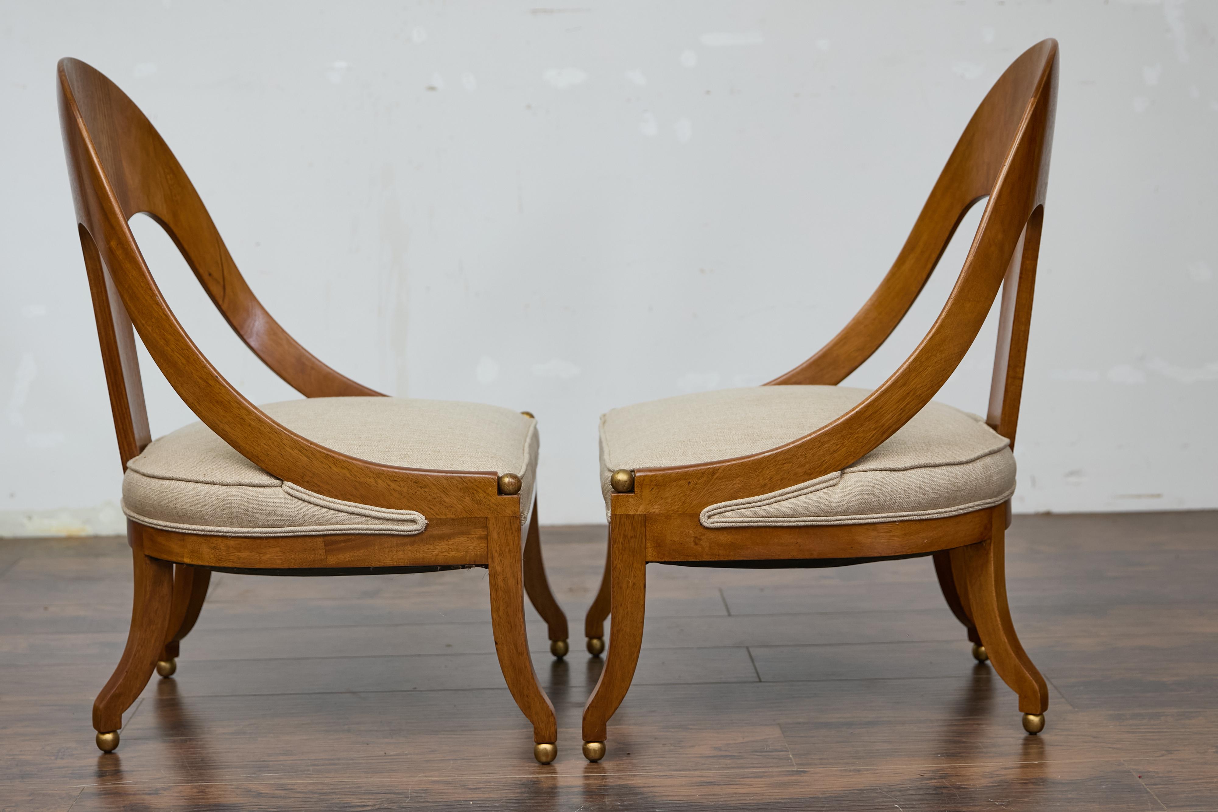 Paire de chaises à cuillère de style Upholstering circa 1920 avec coussins d'assise tapissés en vente 1