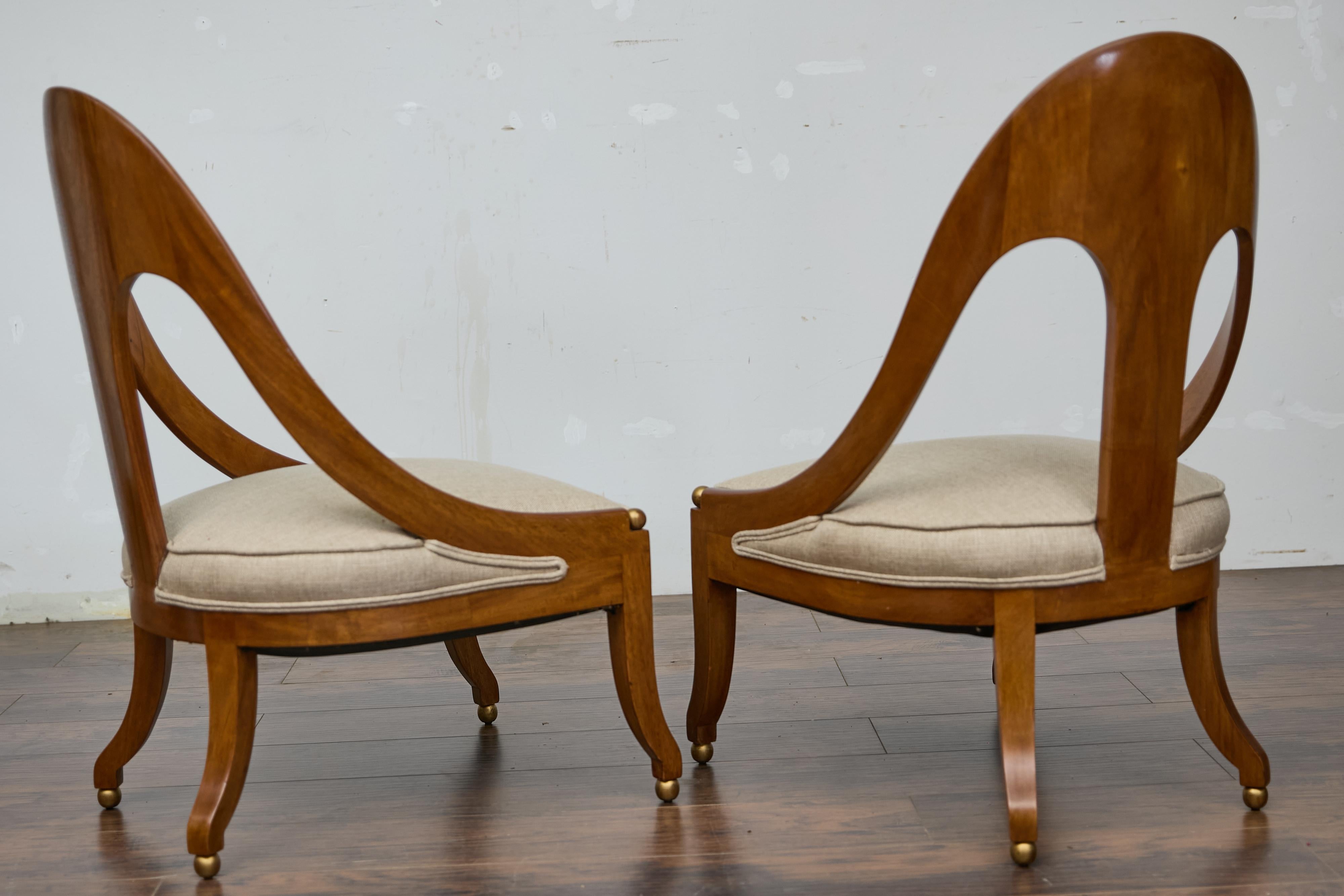 Paire de chaises à cuillère de style Upholstering circa 1920 avec coussins d'assise tapissés en vente 2