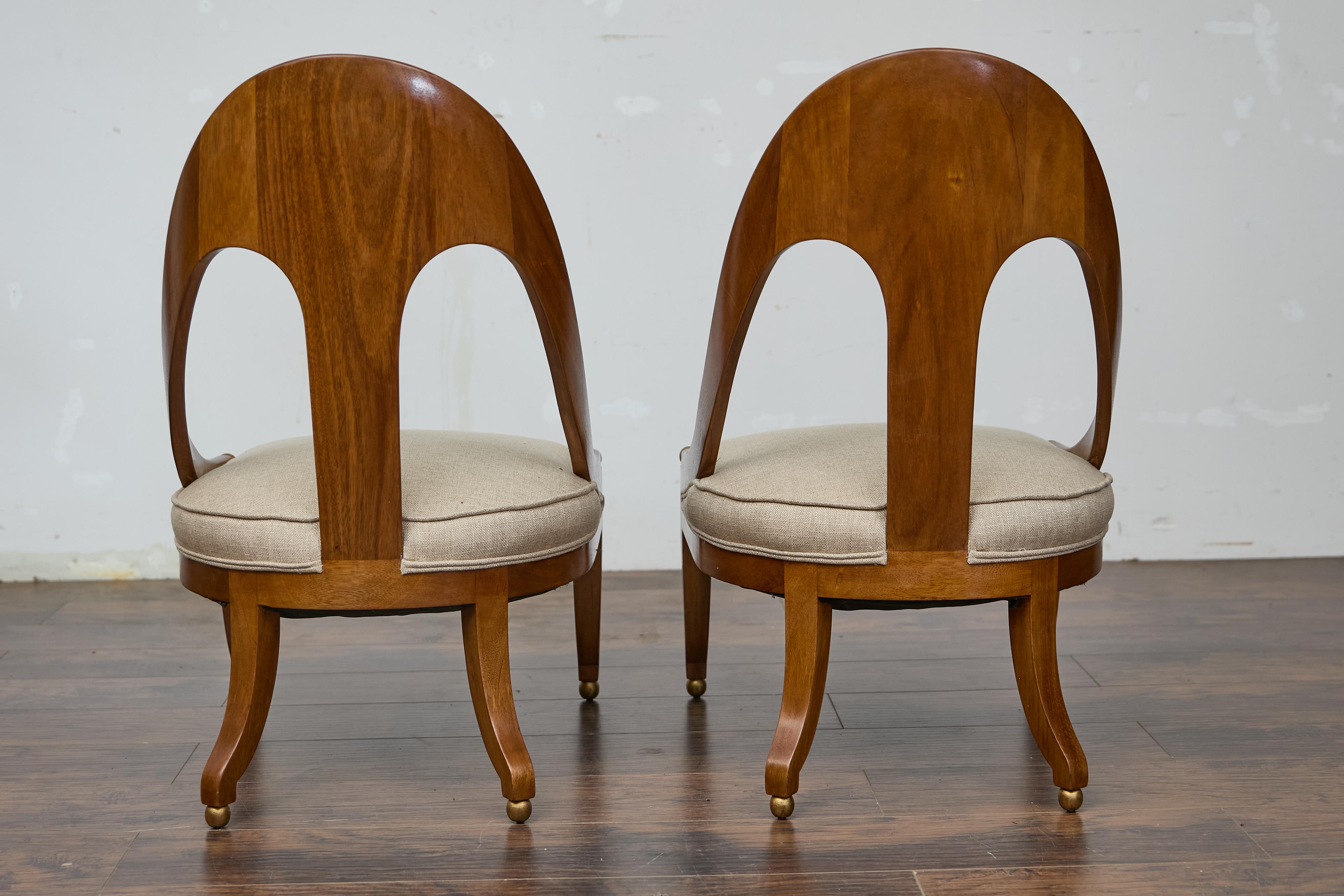 Paire de chaises à cuillère de style Upholstering circa 1920 avec coussins d'assise tapissés en vente 3