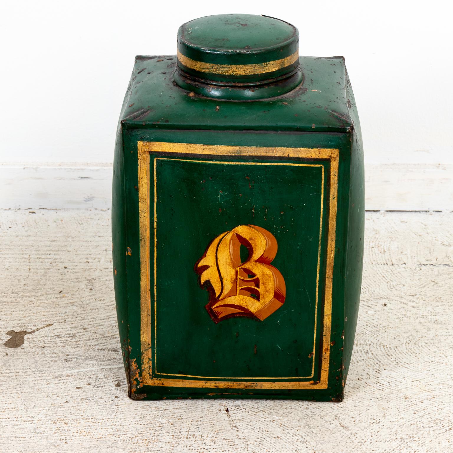 Late 19th Century Pair of English Tea Canisters 19th Century For Sale