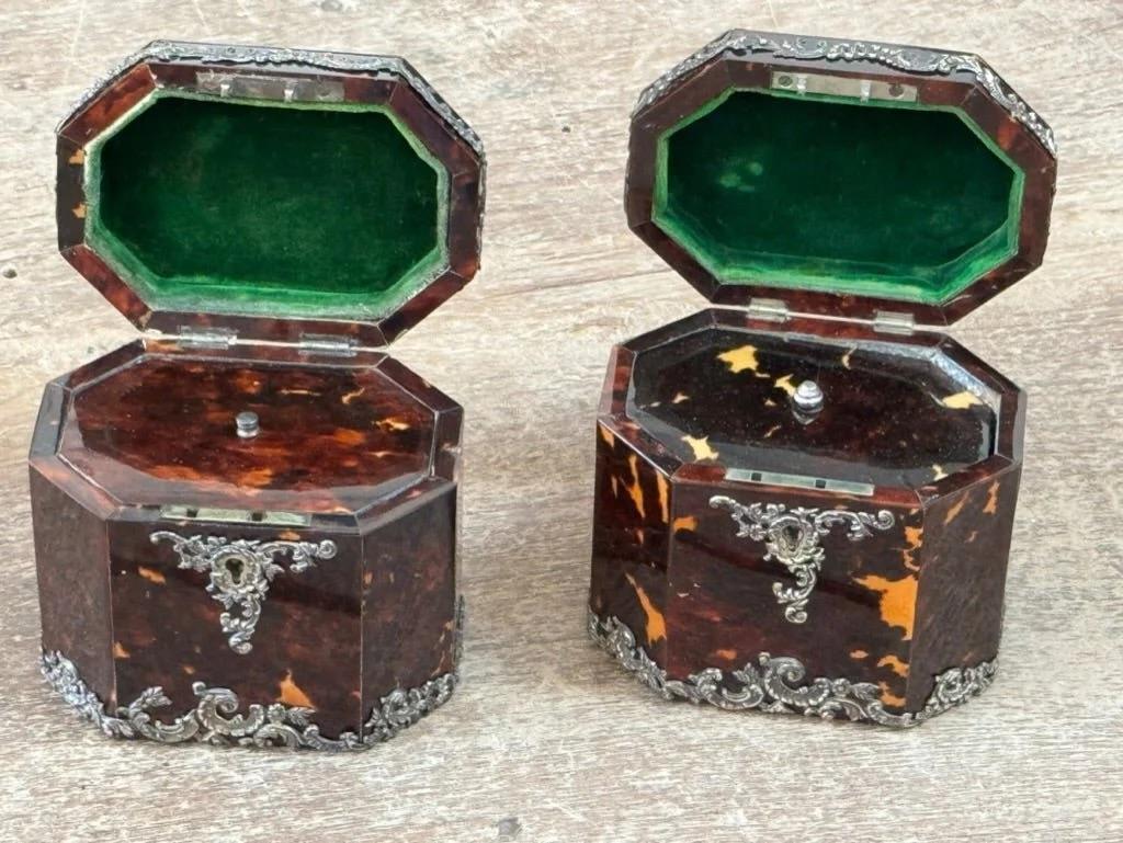 19th Century Pair of English Tortoise Shell Victorian Silver Mounted Tea Caddies c.1890 For Sale