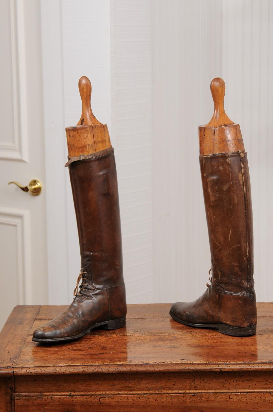 Pair of English Victorian 1890s Leather Laced Riding Boots with Boot Trees 5