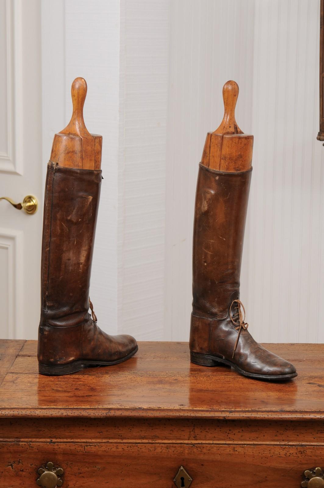 Pair of English Victorian 1890s Leather Laced Riding Boots with Boot Trees 1