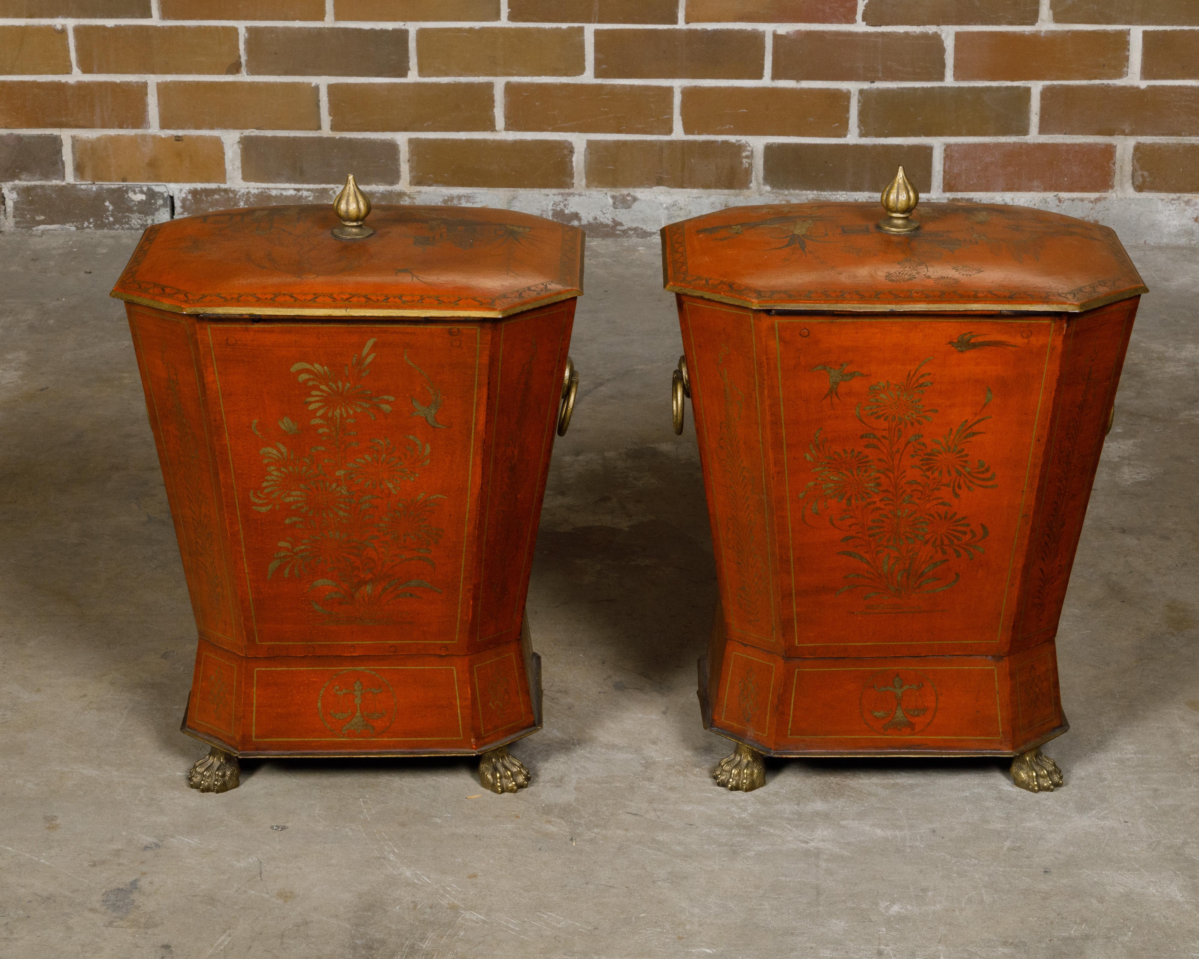 Pair of English Victorian 19th Century Red Lacquer Cellarettes with Chinoiseries For Sale 7