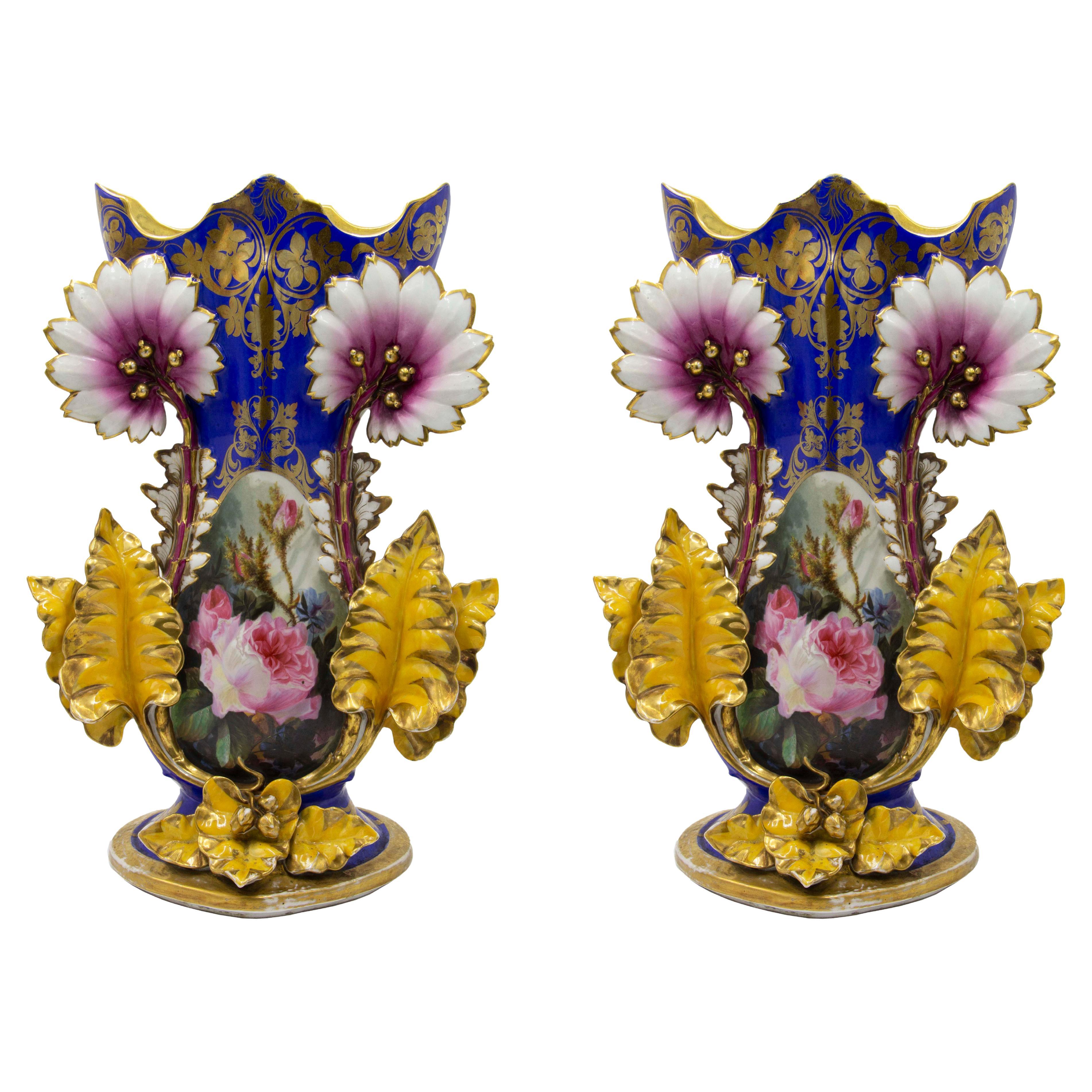 Pair of English Victorian Chelsea Porcelain Vases For Sale