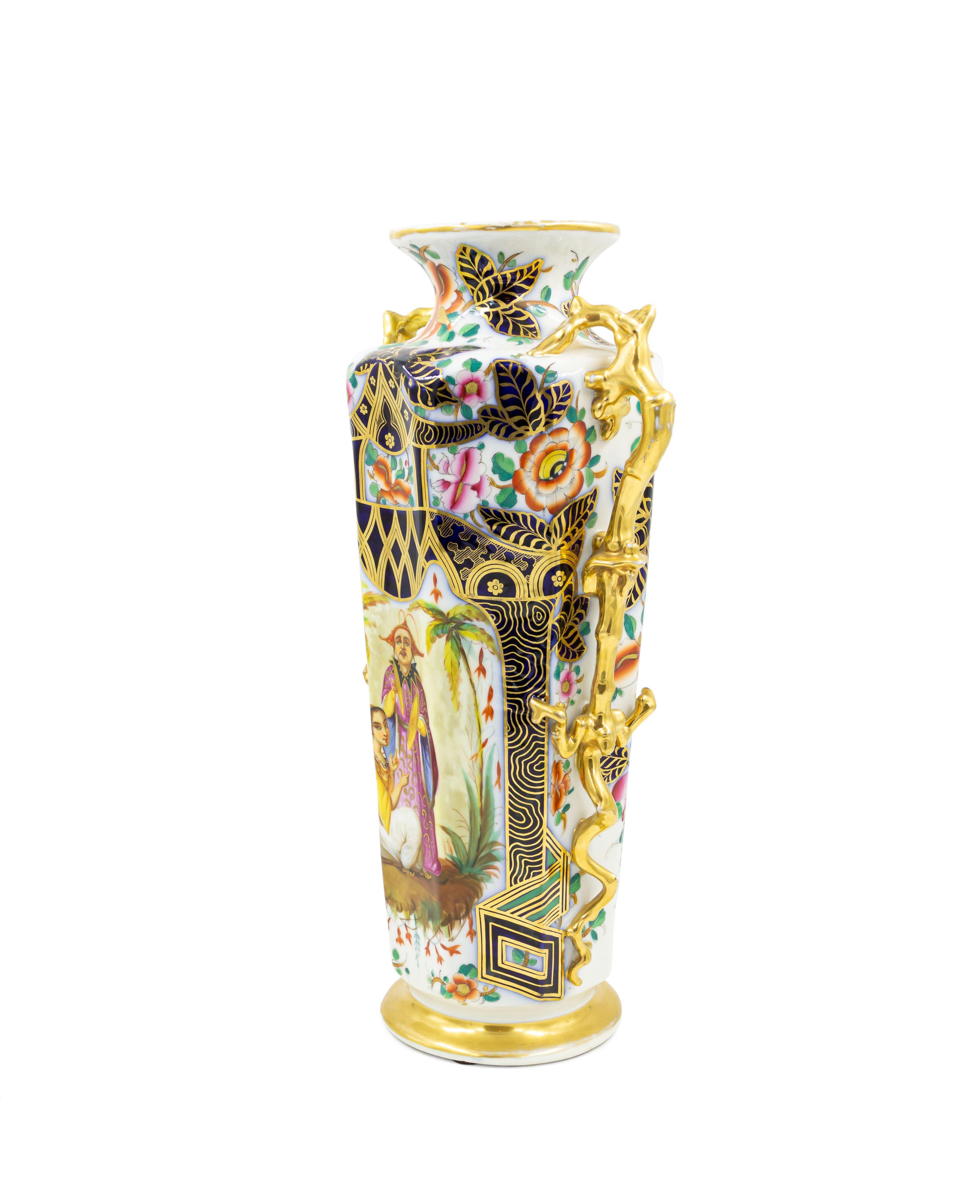 Paire de vases en porcelaine anglaise de style victorien et chinoiserie en vente 3