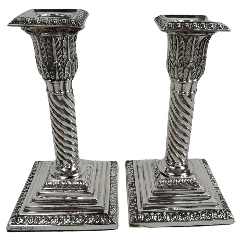 Pair of English Victorian Classical Sterling Silver Candlesticks For Sale