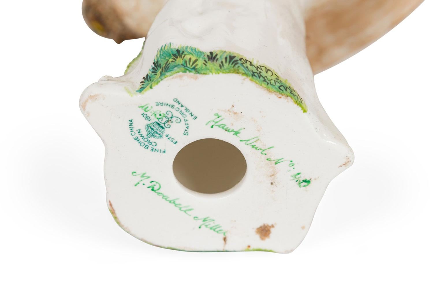 Paar englische viktorianische Staffordshire Kleine keramische Falken-Tauben Figuren im Angebot 6