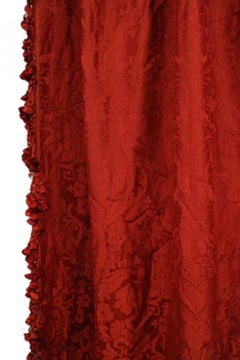 Paire de rideaux en damas de soie rose foncé de style victorien anglais