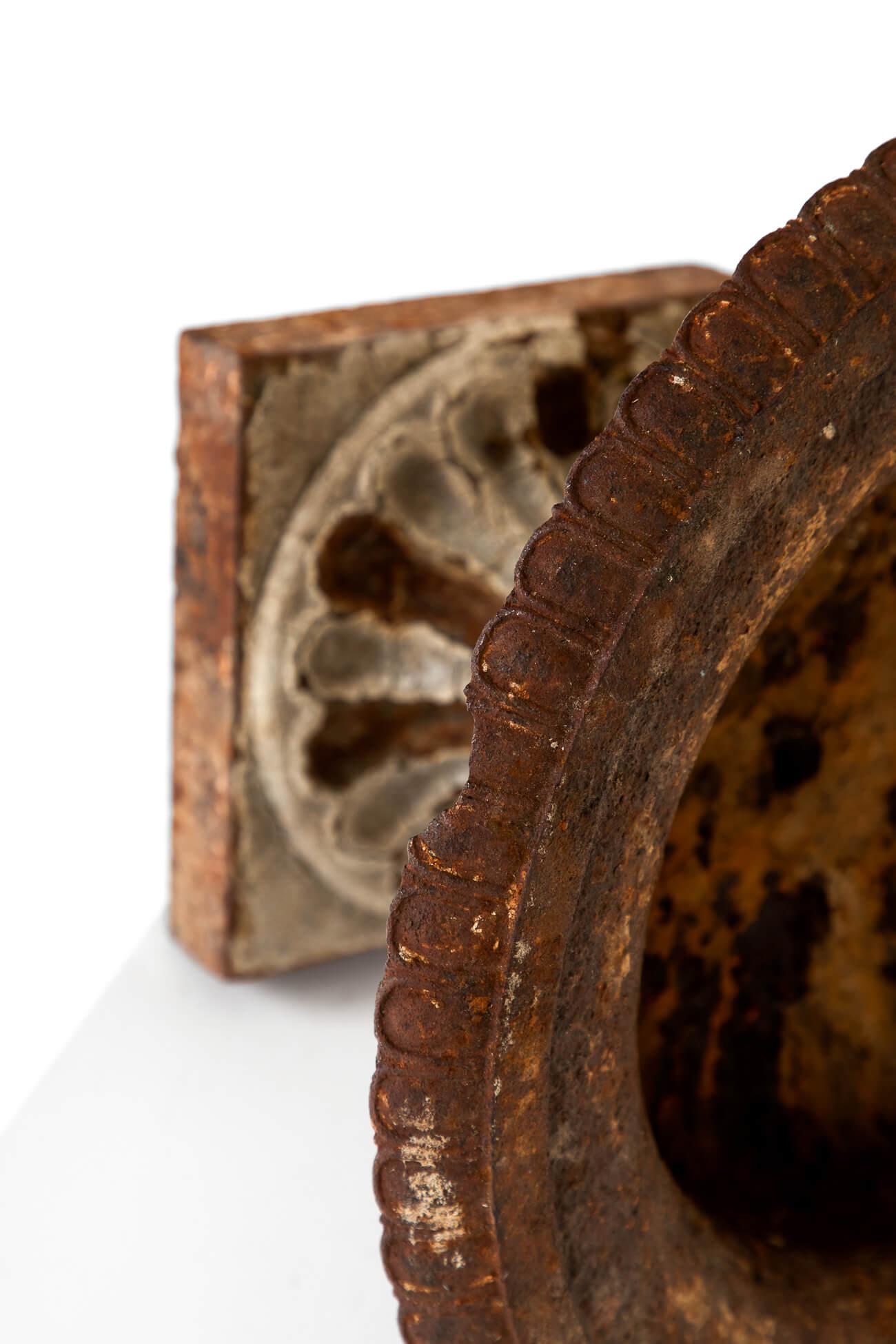 Paire d'urnes Tazza victoriennes anglaises en vente 4