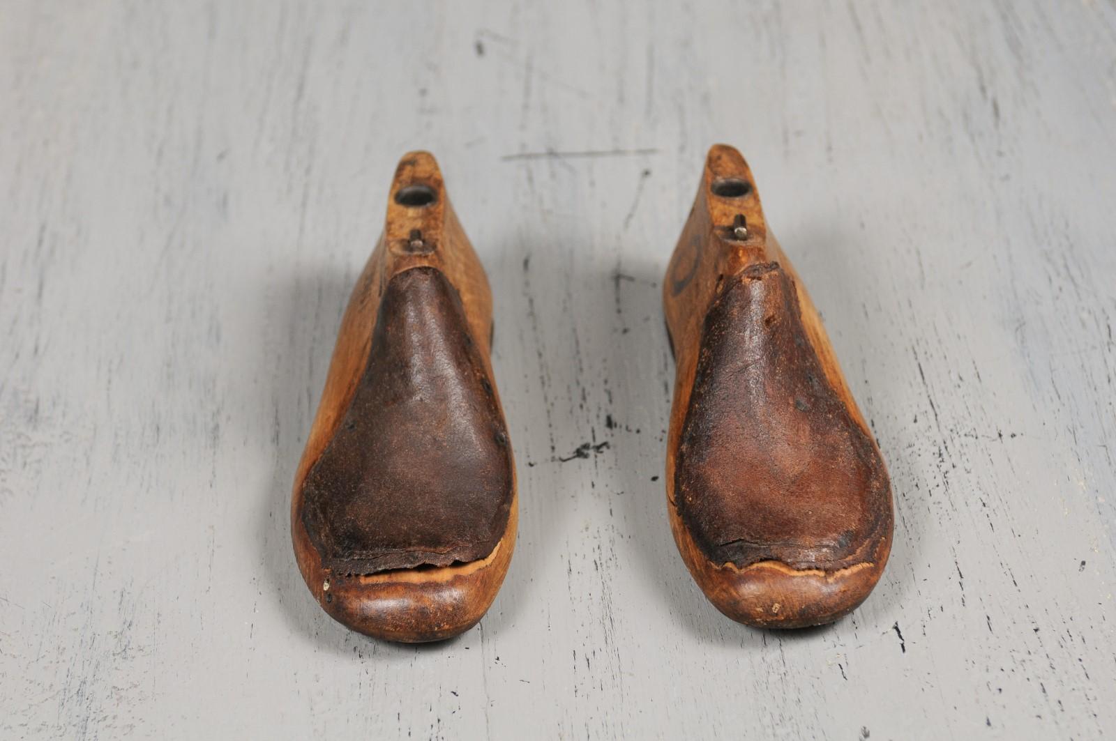 Pair of English Vintage Wood and Leather Handmade Cobbler's Shoe Lasts For Sale 2