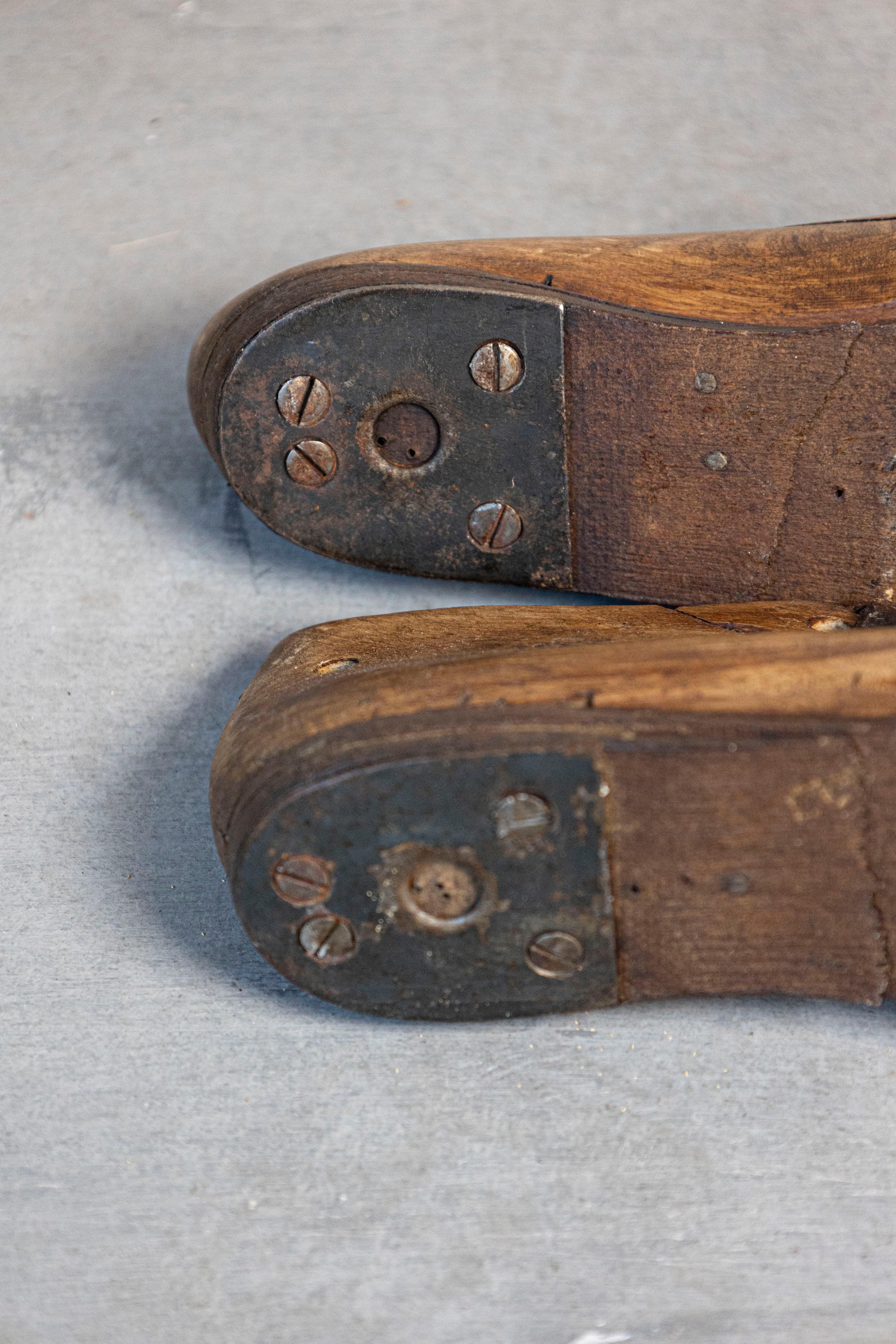 Pair of English Vintage Wood and Leather Handmade Cobbler's Shoe Lasts For Sale 3