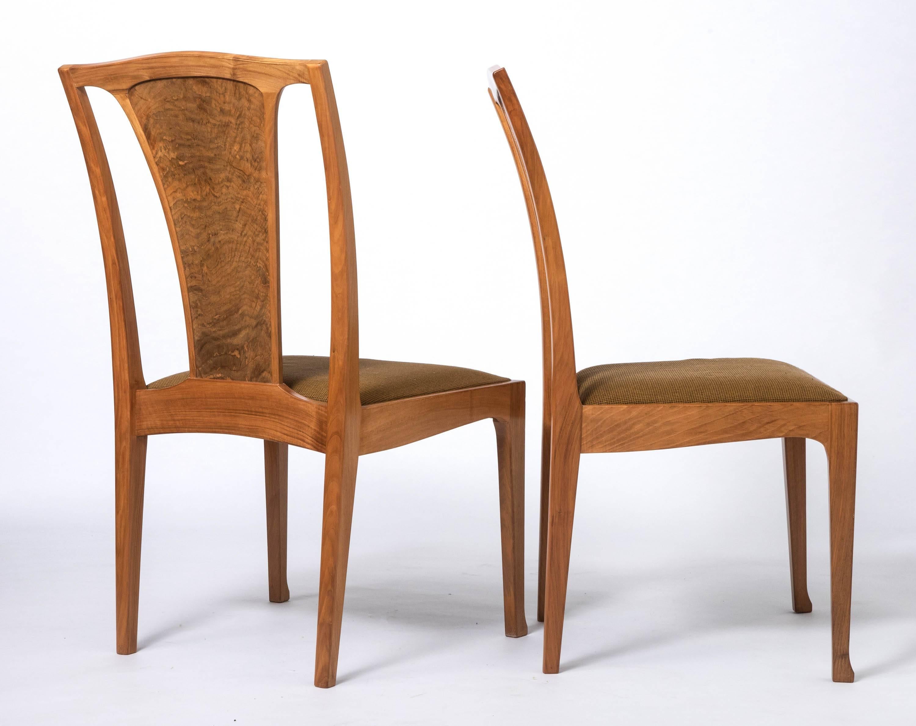 Mid-20th Century Pair of English Walnut Chairs by Edward Barnsley, England, circa 1969 For Sale