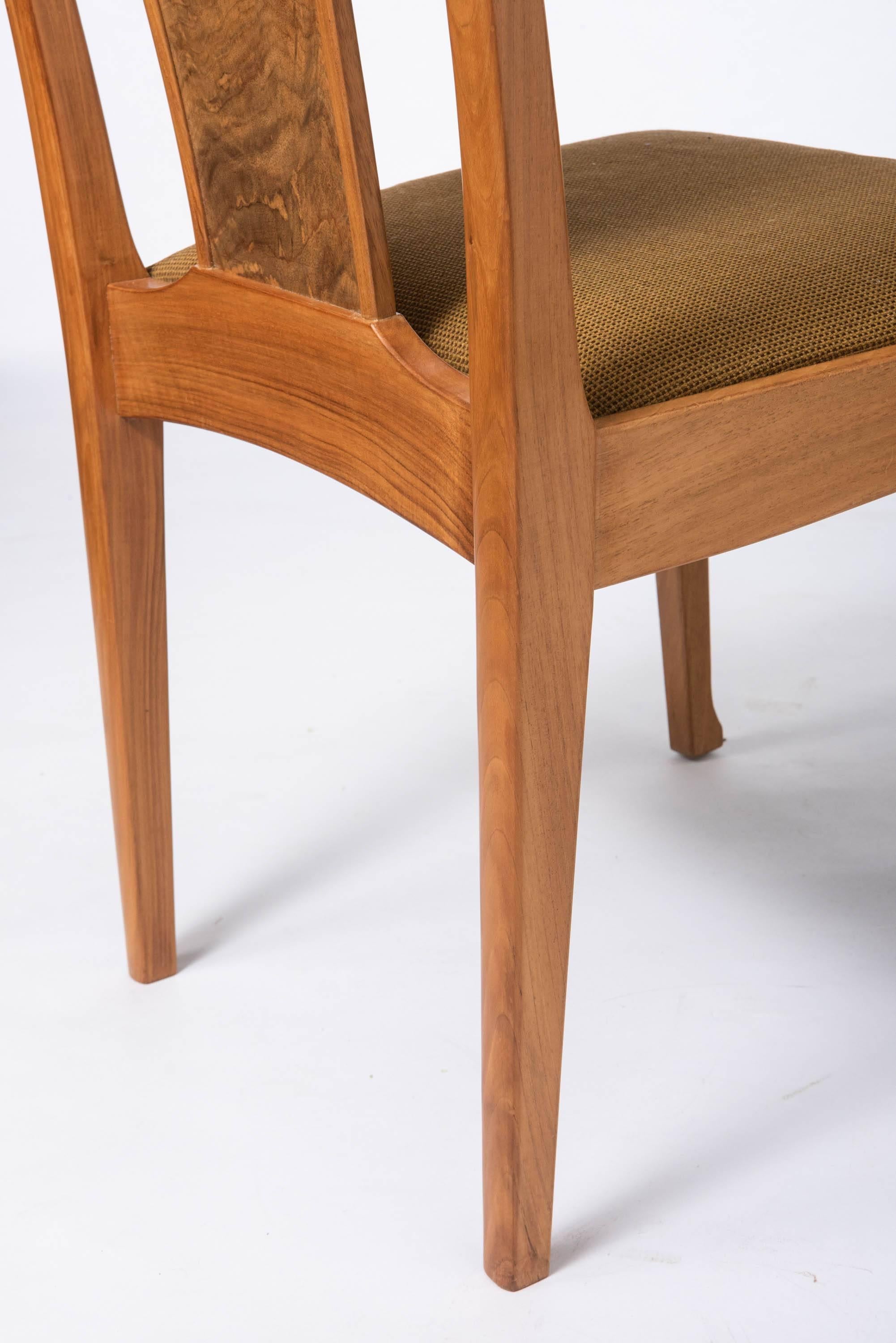 Pair of English Walnut Chairs by Edward Barnsley, England, circa 1969 For Sale 4