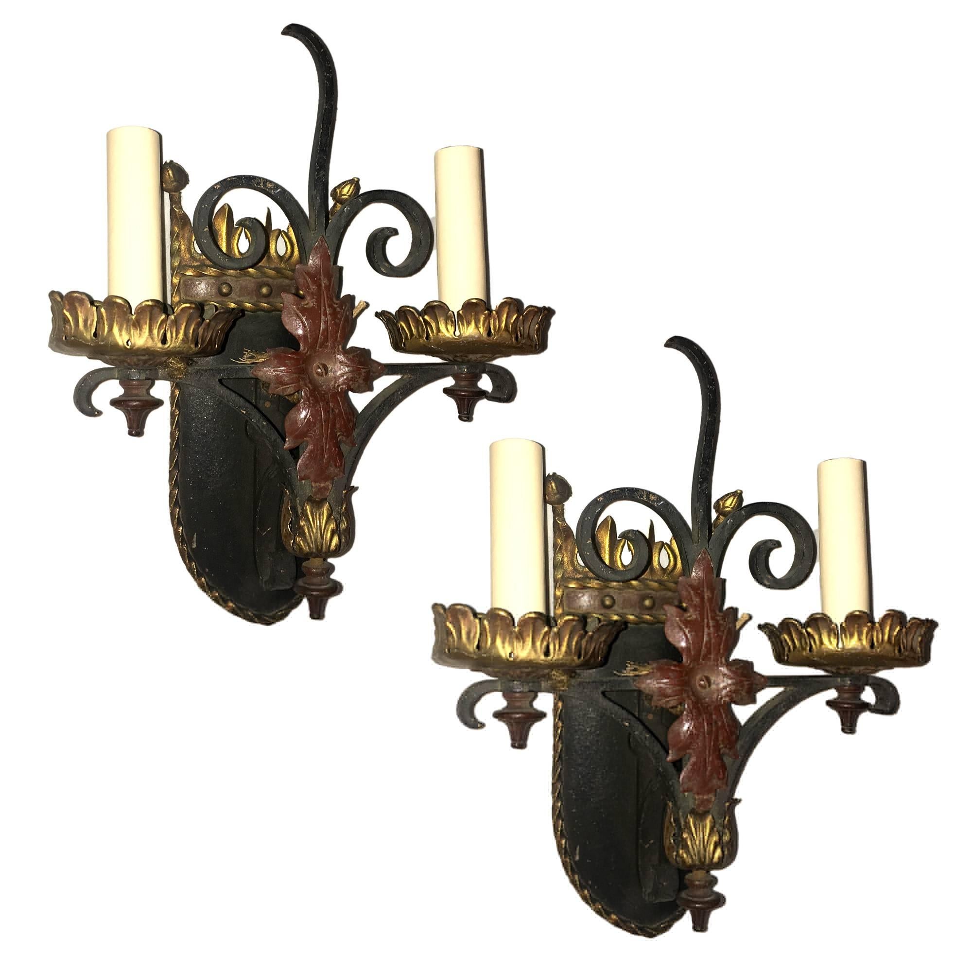 Pair of English Wrought Iron Sconces In Good Condition For Sale In New York, NY