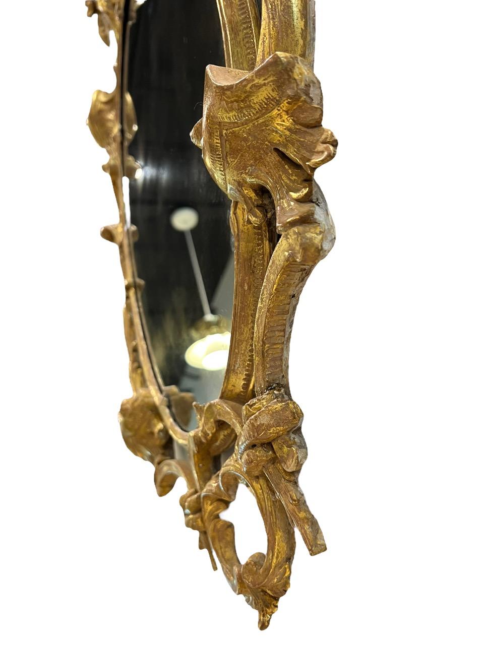 Paire de miroirs dorés rococo « Chippendale », datant d'environ 1765 en vente 7
