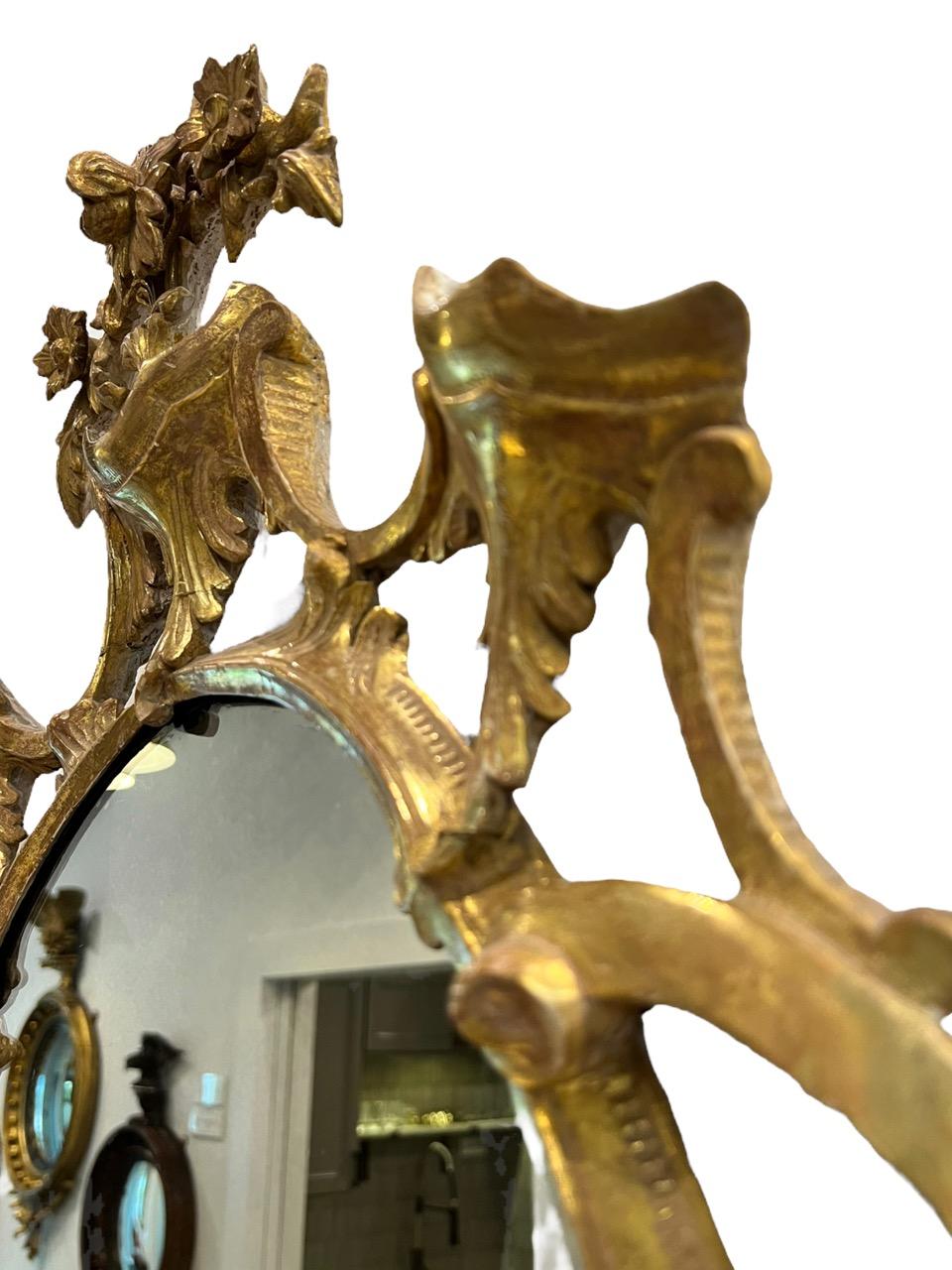Sculpté Paire de miroirs dorés rococo « Chippendale », datant d'environ 1765 en vente