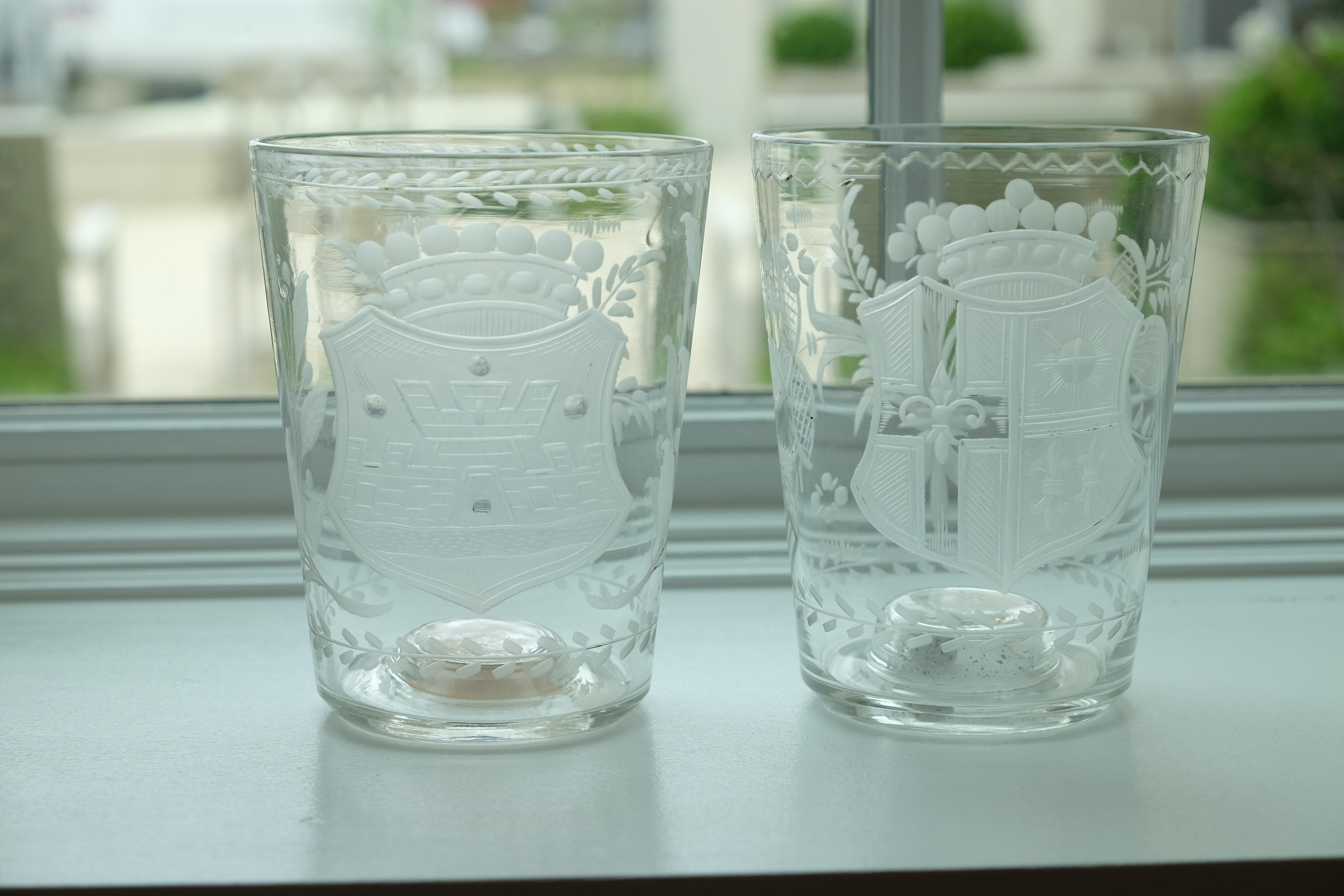 Pair of Engraved Armorial Beakers with Dice and Coin For Sale 4