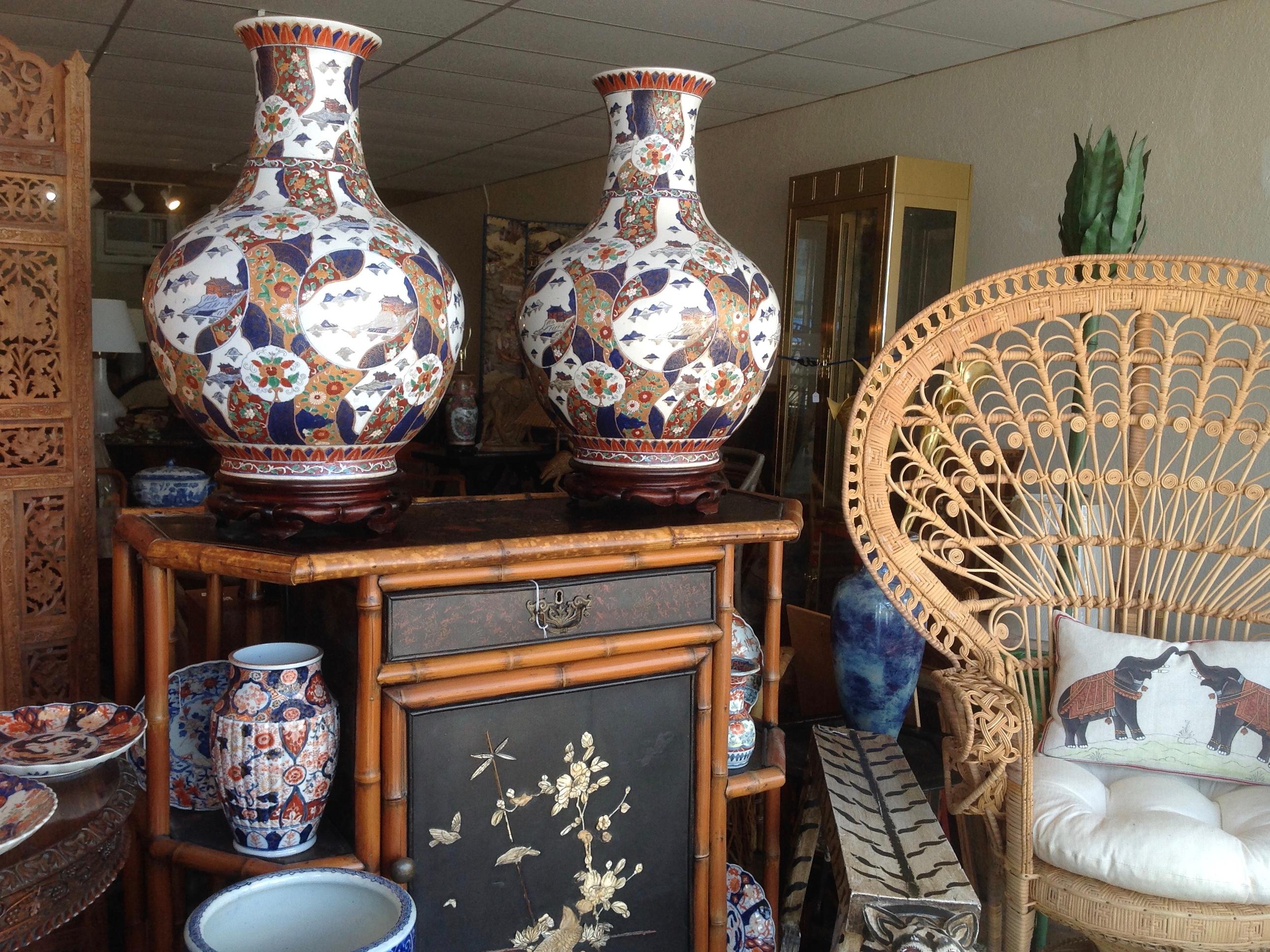 Pair of Enormous Imari Vases 5