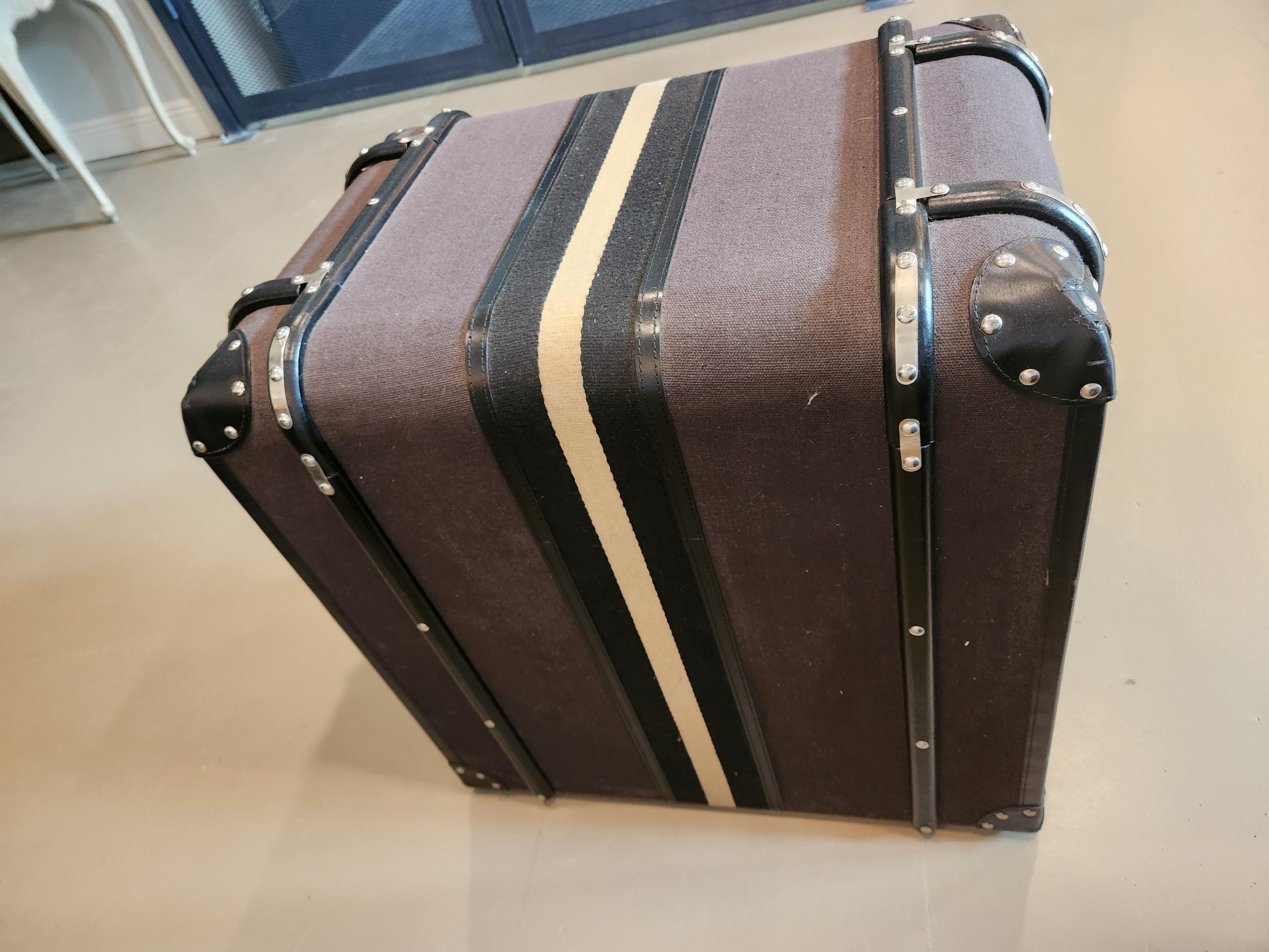 Coppia di cassettoni di ispirazione equestre con ferramenta Snaffle-Bit in vendita 1